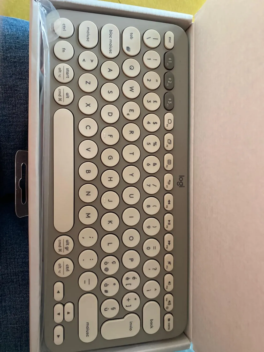 Logitech K380 tastiera wireless Bluetooth ITA QWERTY multidevice