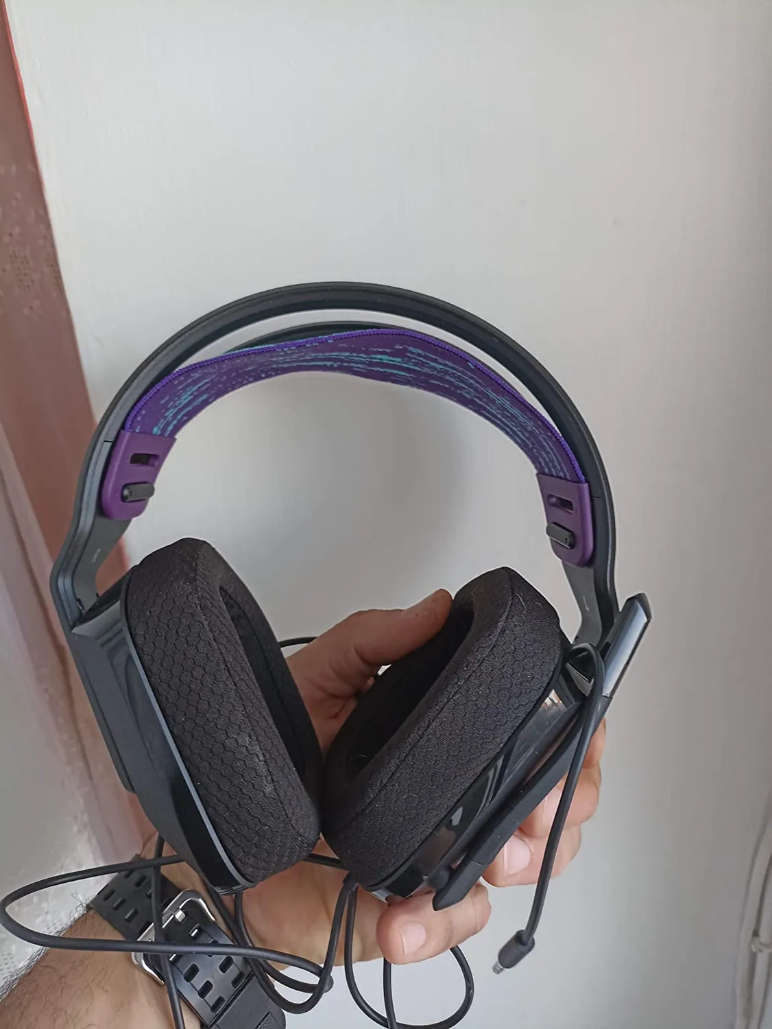 Logitech G G335 cuffie gaming cablate 240g