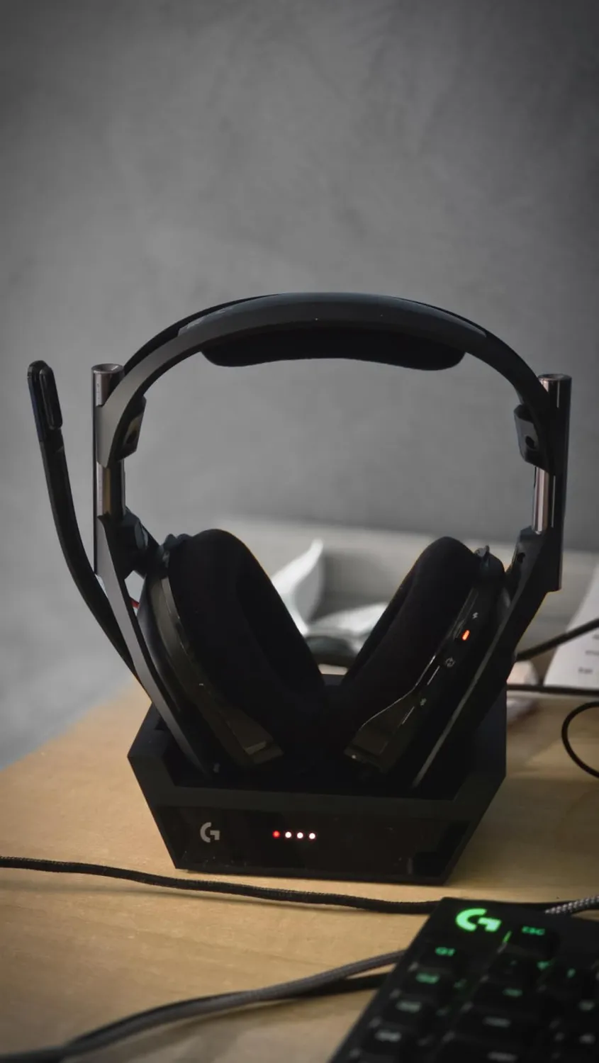 Logitech G Astro A50 cuffie gaming wireless base 24 bit