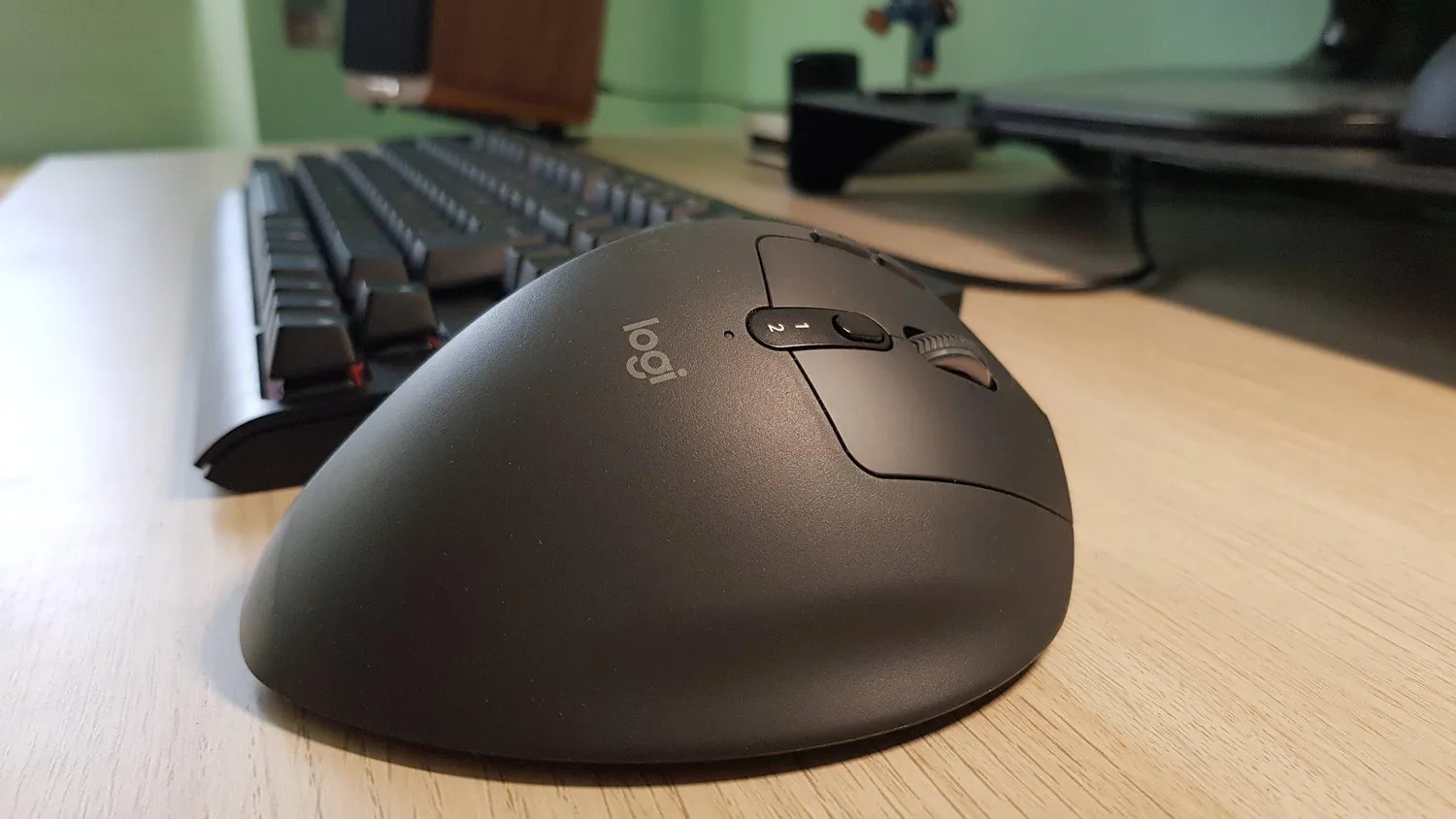 Logitech MX Ergo Trackball Mouse Wireless Ergonomico Precisione