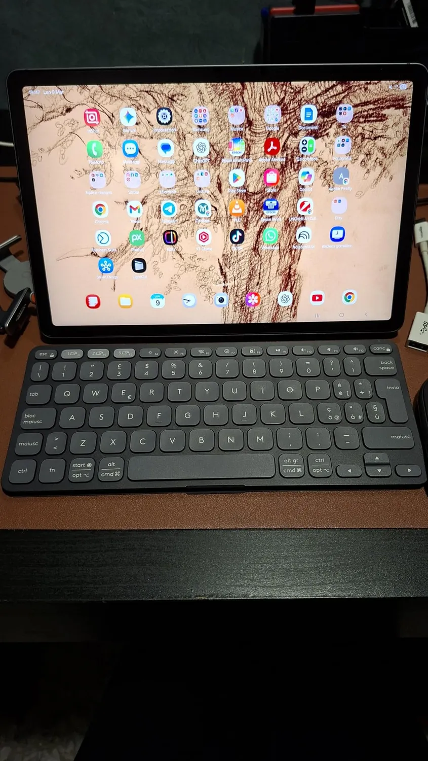 Logitech Keys-To-Go 2 tastiera tablet grigio chiaro ITA