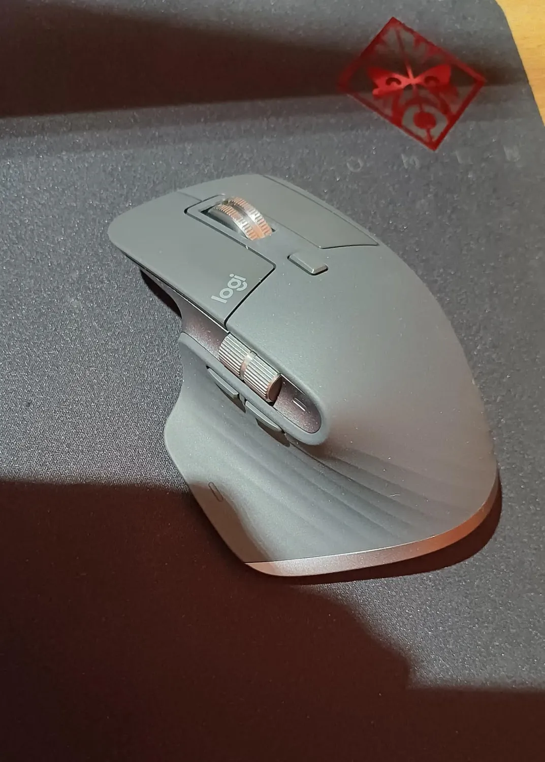 Logitech MX Master 3S mouse wireless 8000 DPI silenzioso