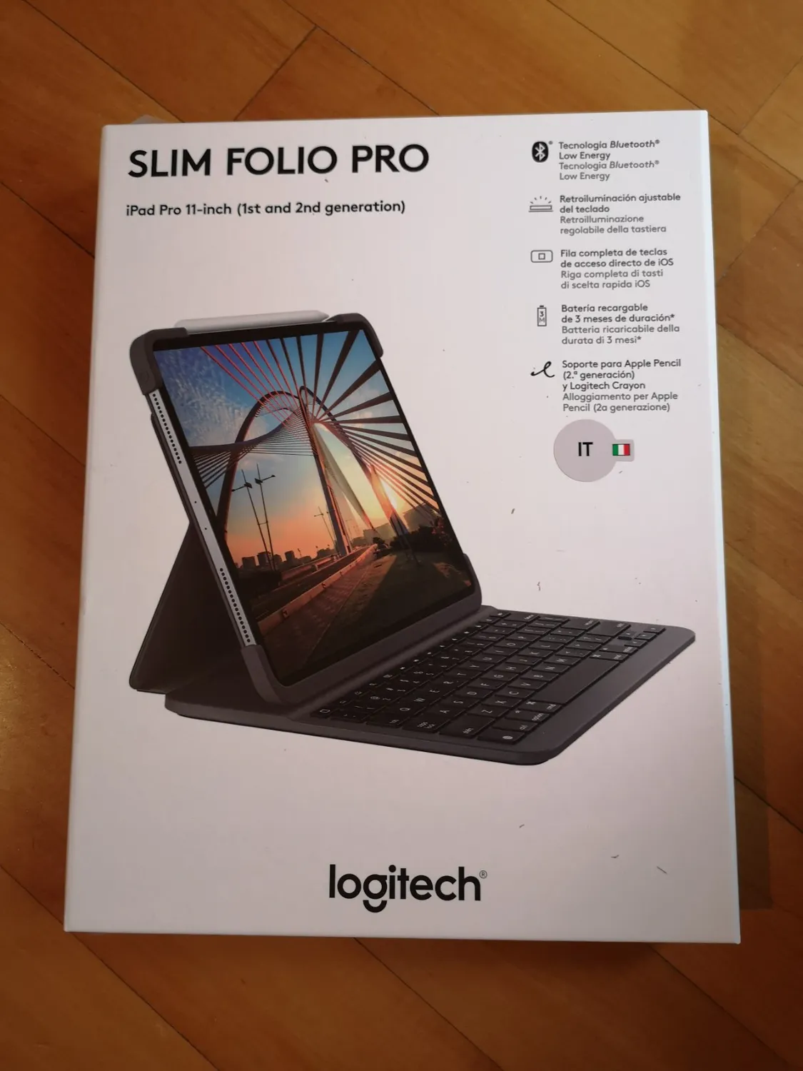 Logitech Slim Folio Pro Custodia Tastiera iPad 11 Retroilluminata