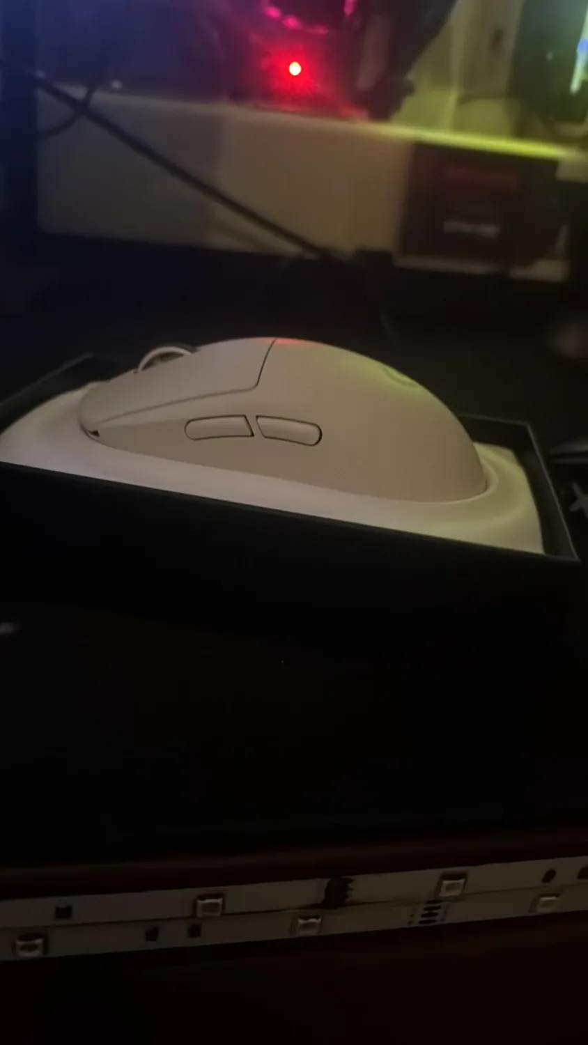 Logitech G Pro X Superlight 2 mouse gaming magenta 8K