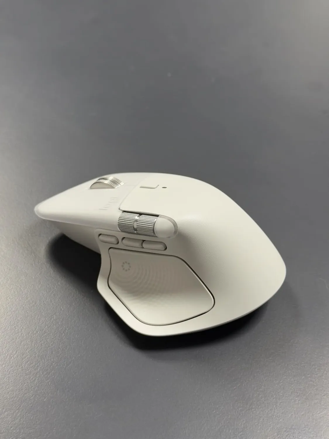Logitech MX Master 4 mouse wireless ergonomico aptico