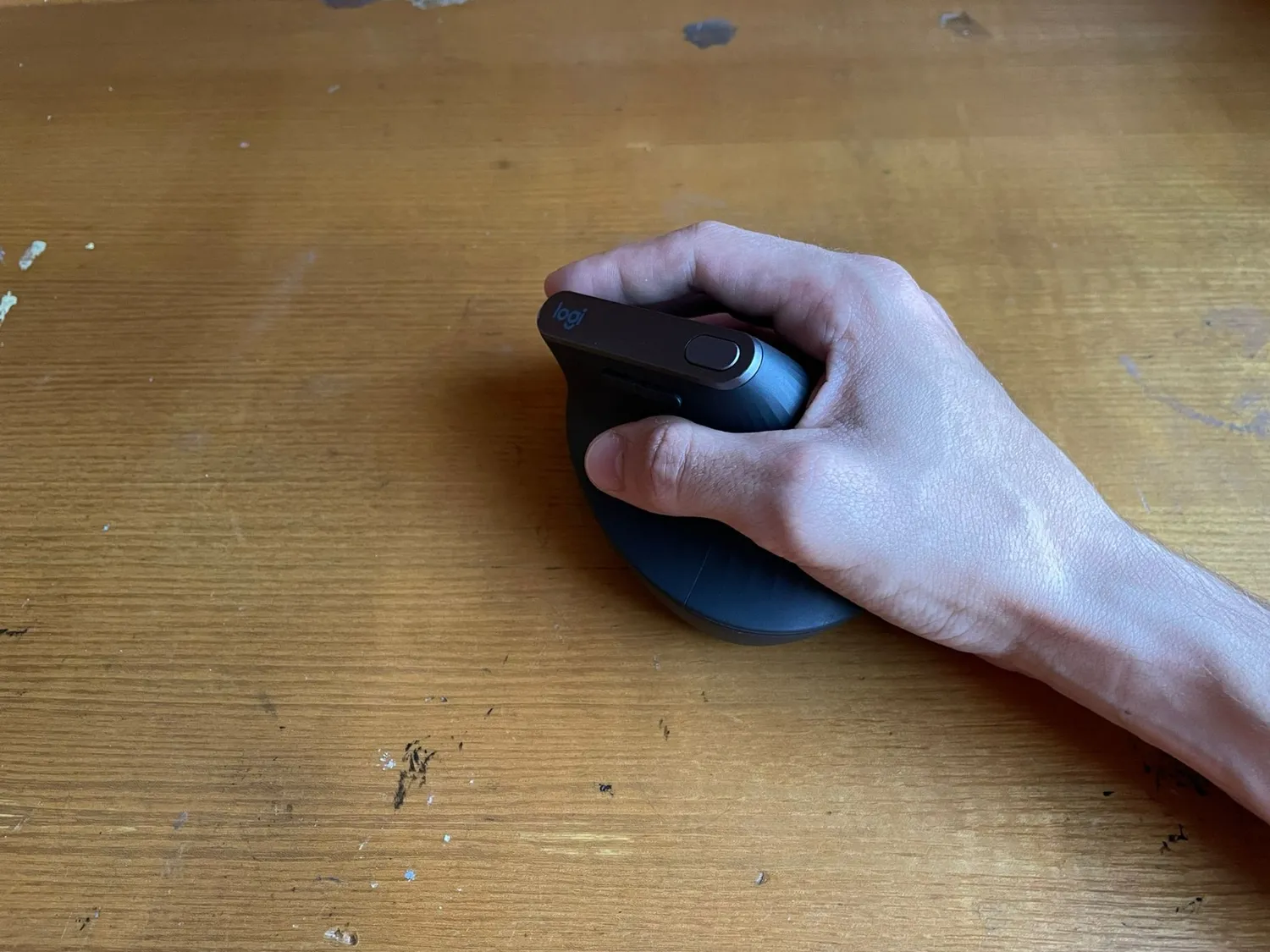 Logitech MX Vertical mouse wireless ergonomico 4000dpi grafite