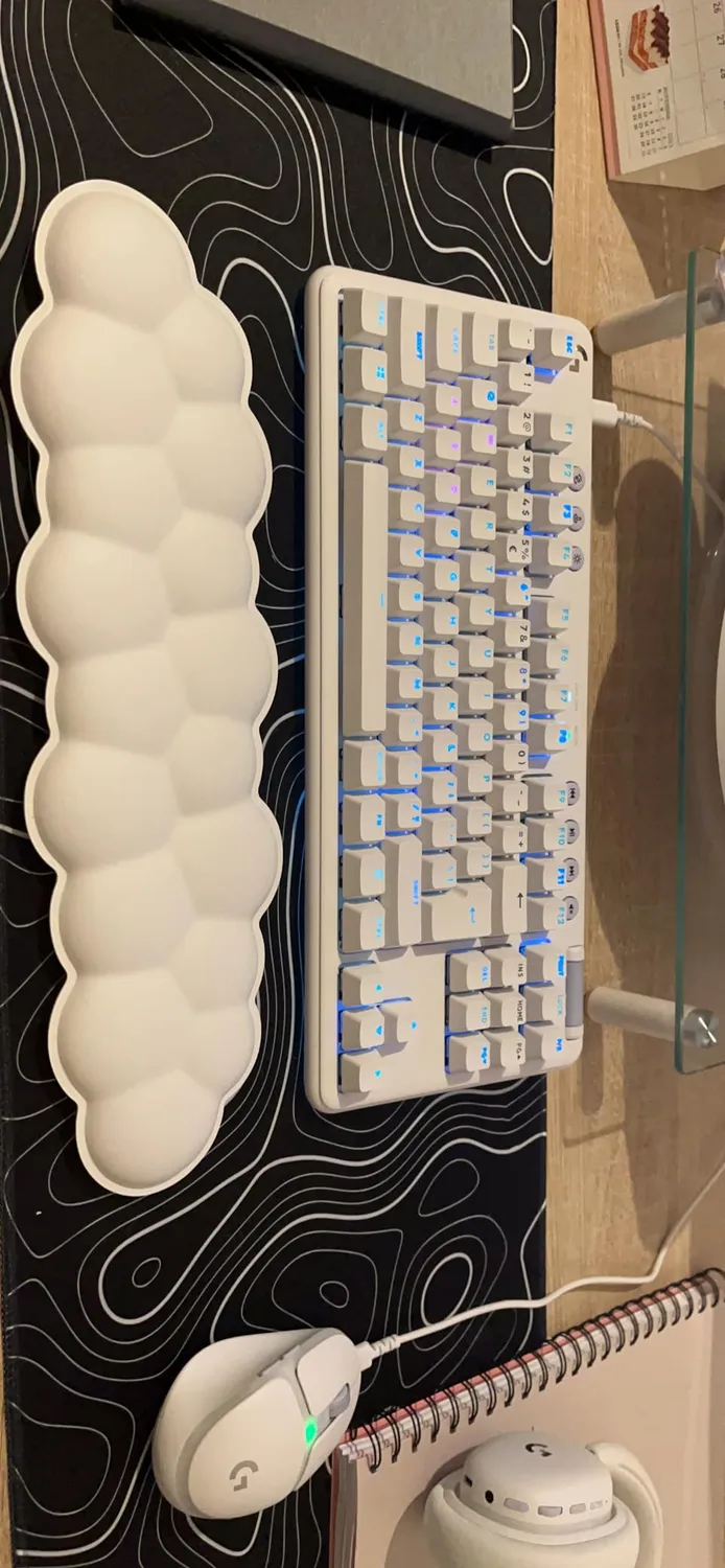 Logitech G G715 tastiera gaming wireless bianco RGB TKL