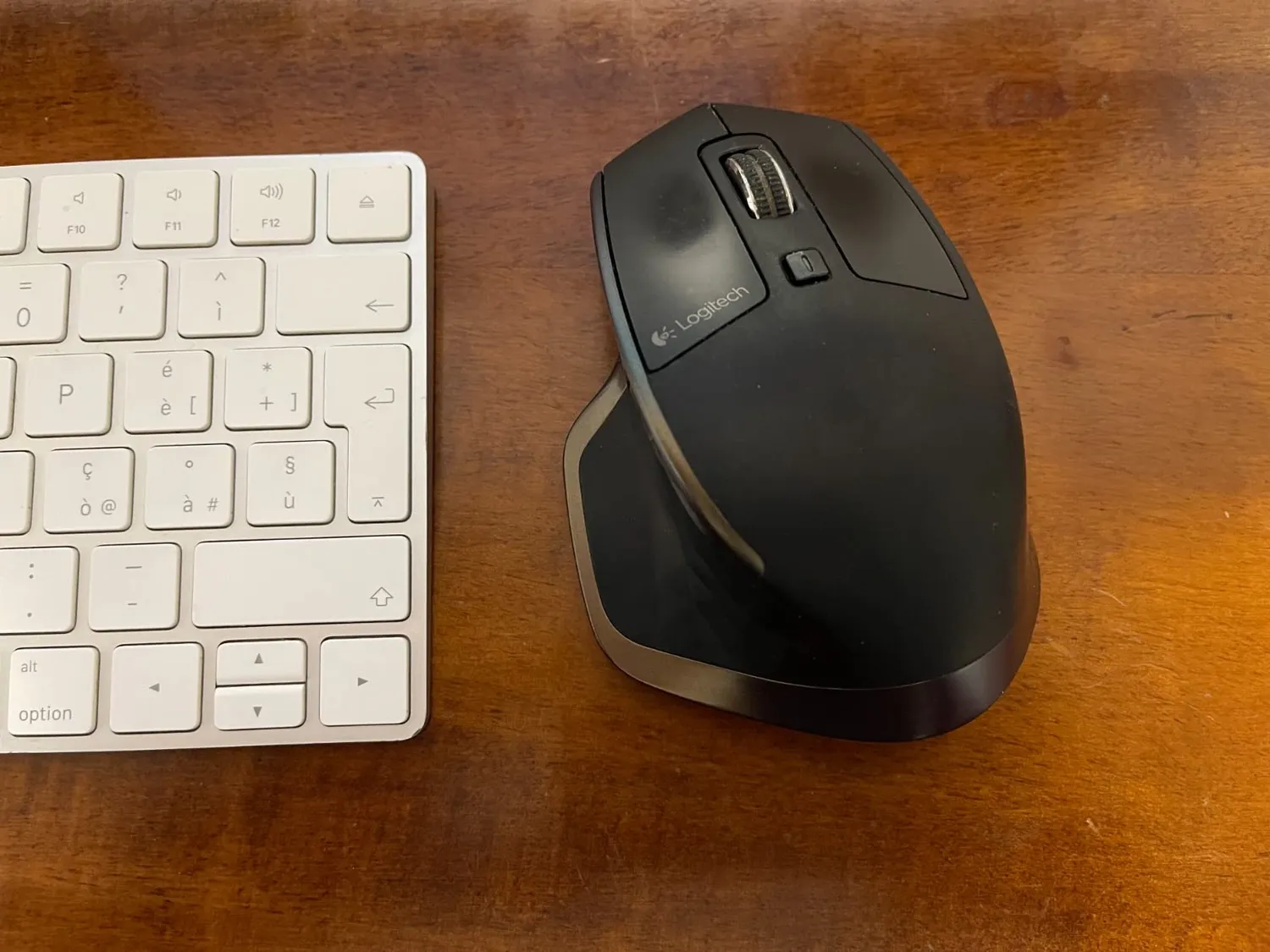 Logitech MX Master mouse wireless alta precisione