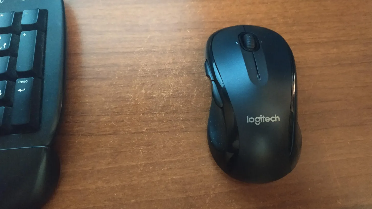 Logitech M510 mouse wireless laser ergonomico grigio