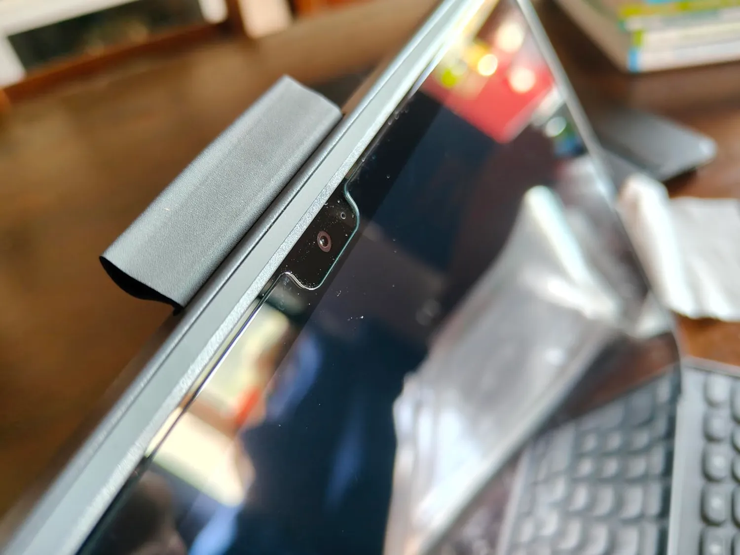 Logitech Slim Folio custodia tastiera iPad 10a gen ITA