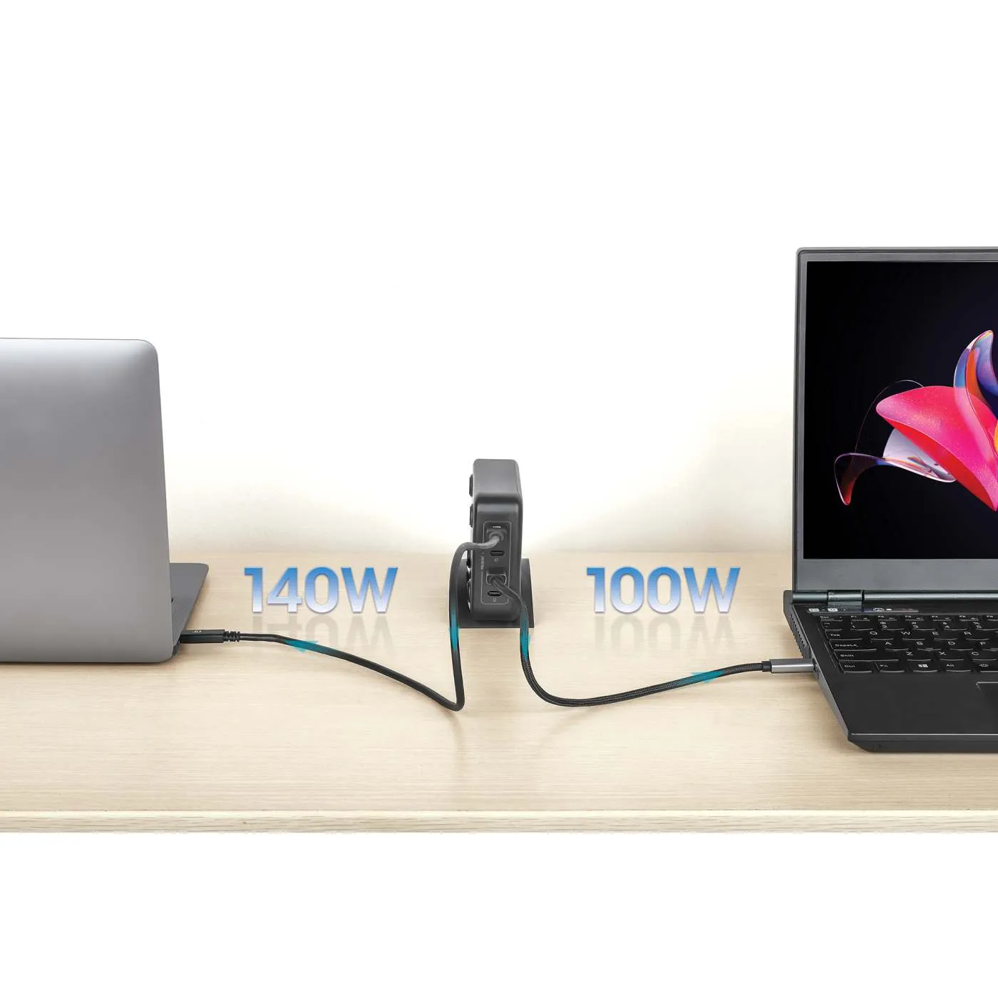 Manhattan 240W stazione ricarica GaN 4 porte USB-C nera