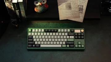 Zoom TKL Dyna tastiera meccanica RGB 8K