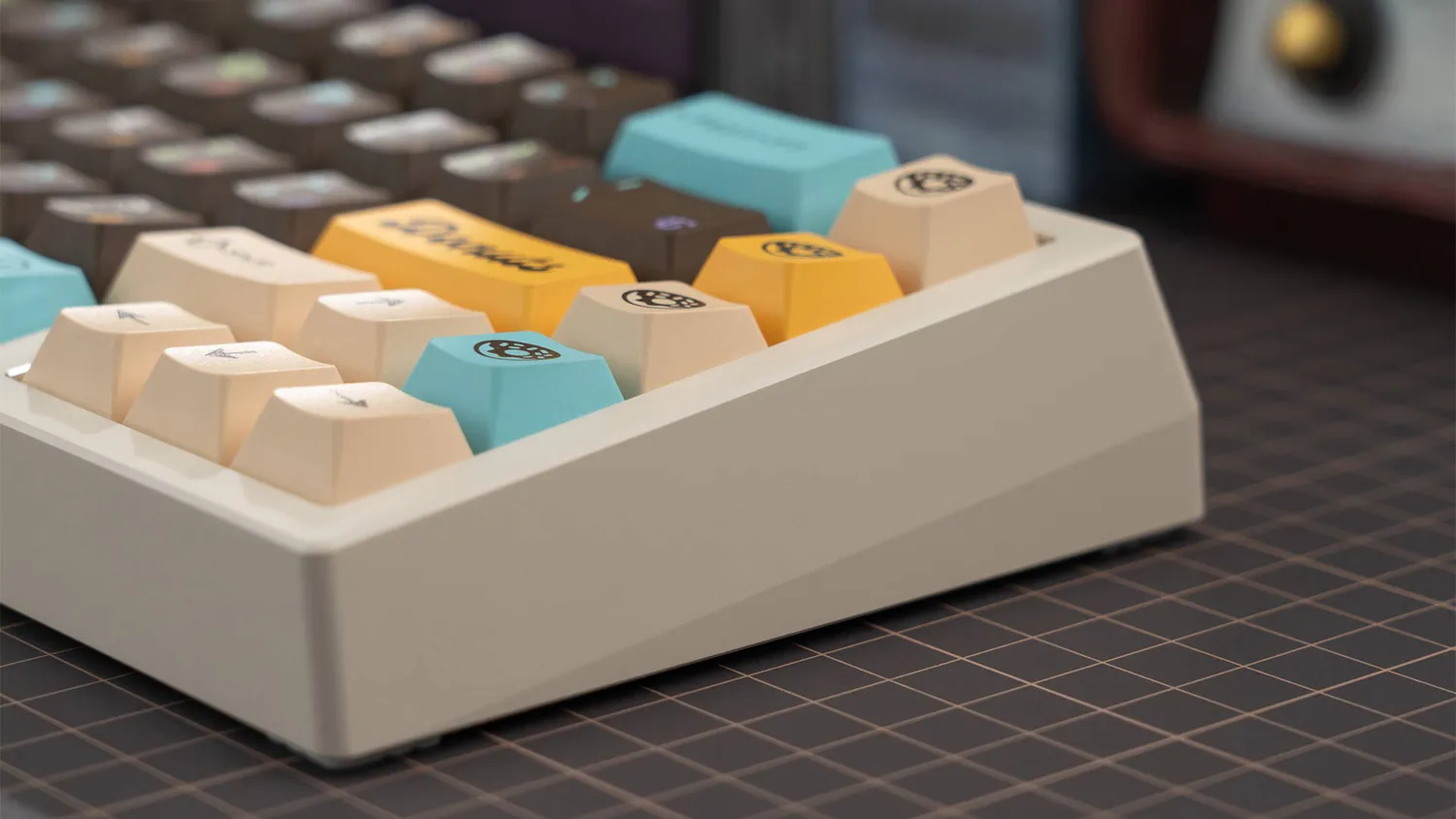 CoffeeKeys Zoom65 V3 tastiera 65% alluminio