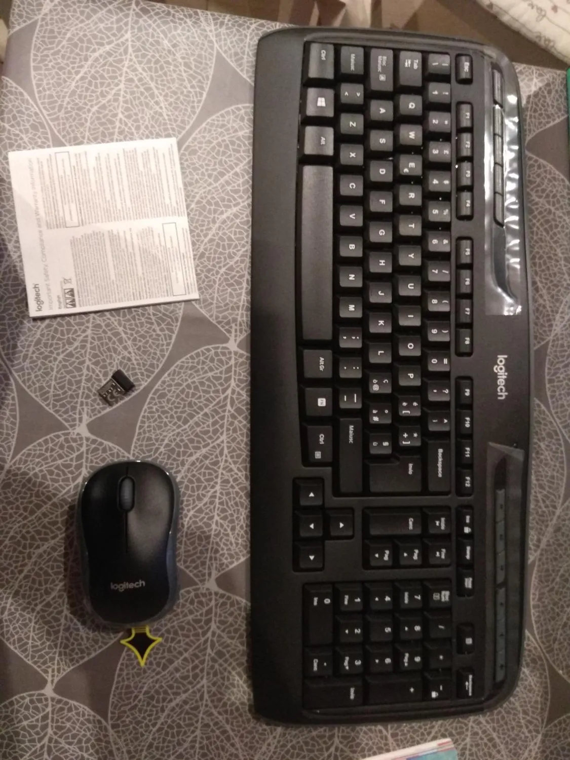 Logitech MK330 kit tastiera e mouse wireless italiano
