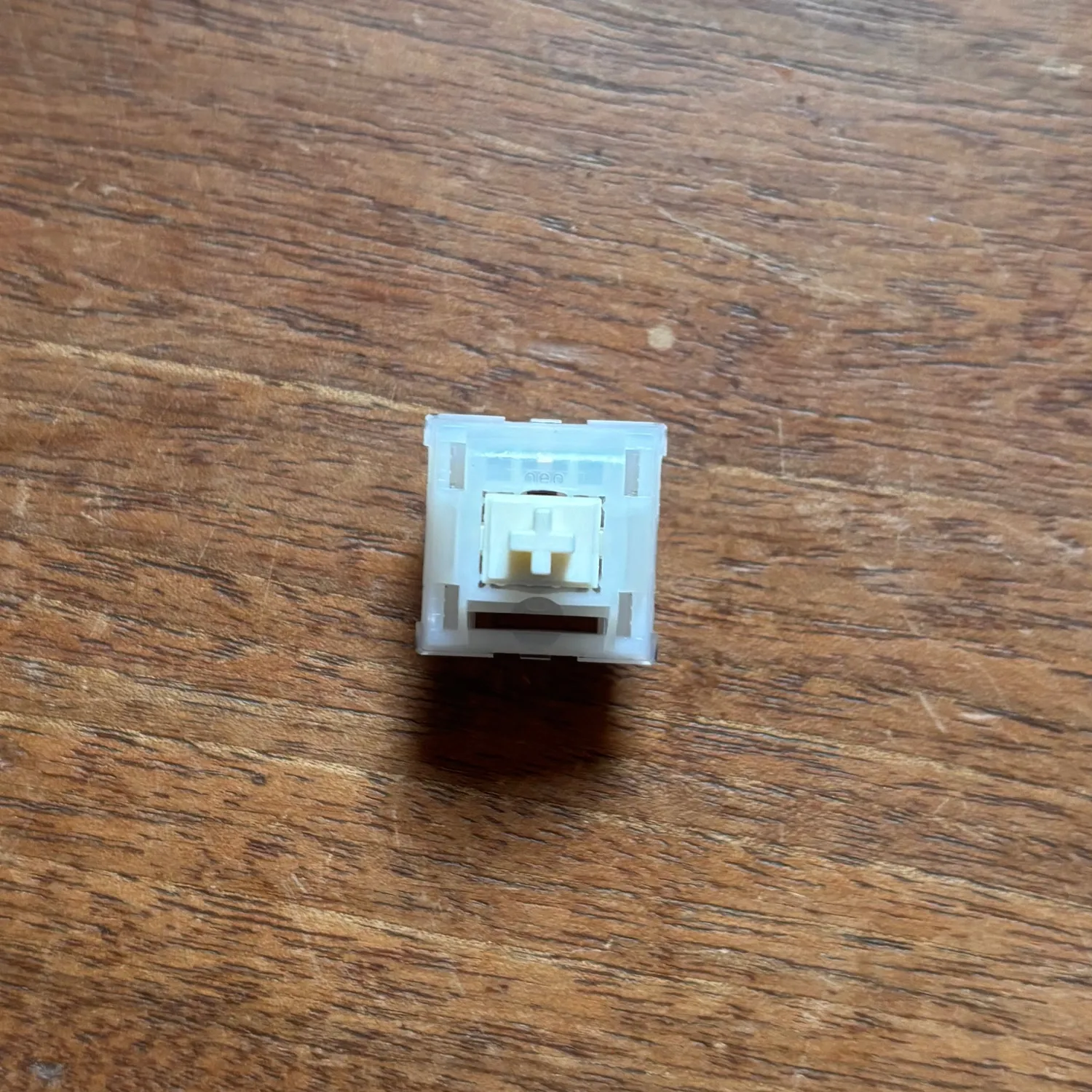 CoffeeKeys Neo Oat switch meccanico lineare thocky