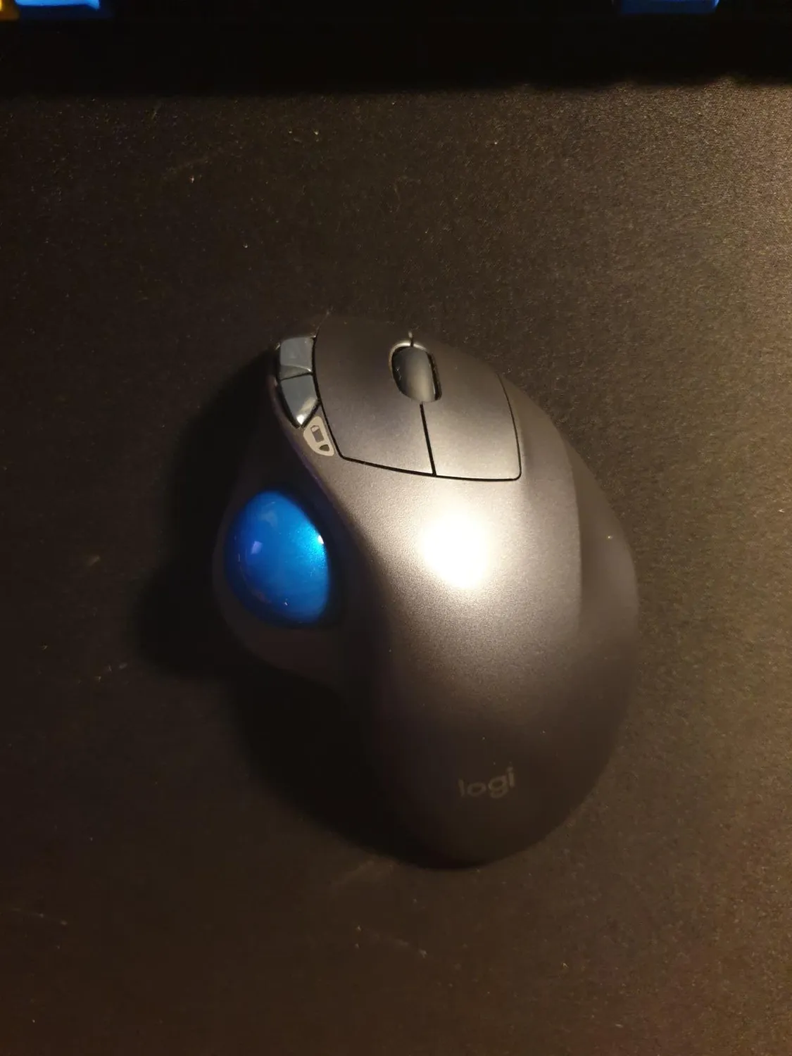 Logitech M570 trackball mouse wireless ergonomico