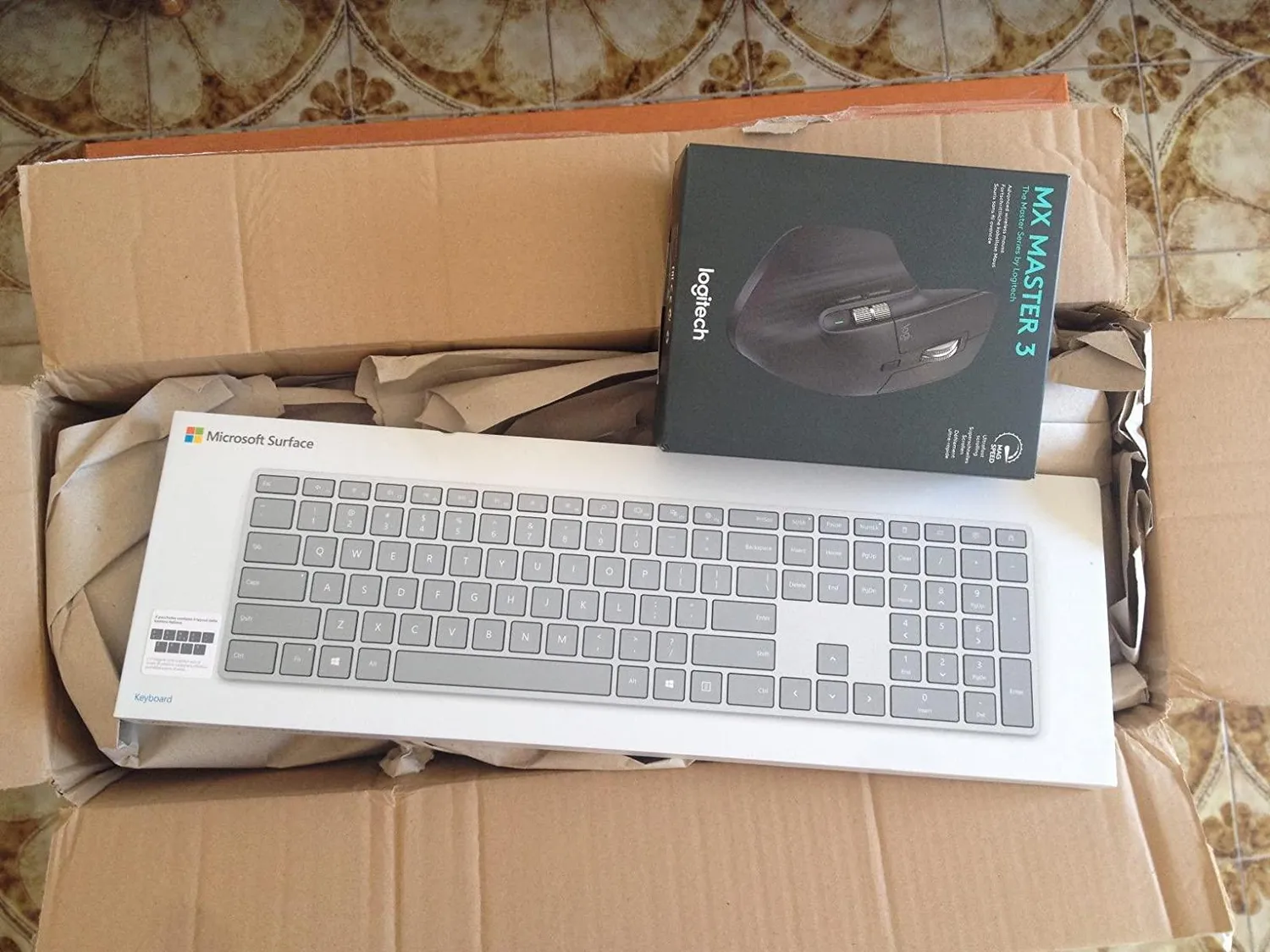 Logitech MX Master 3 mouse wireless nero ricarica USB-C