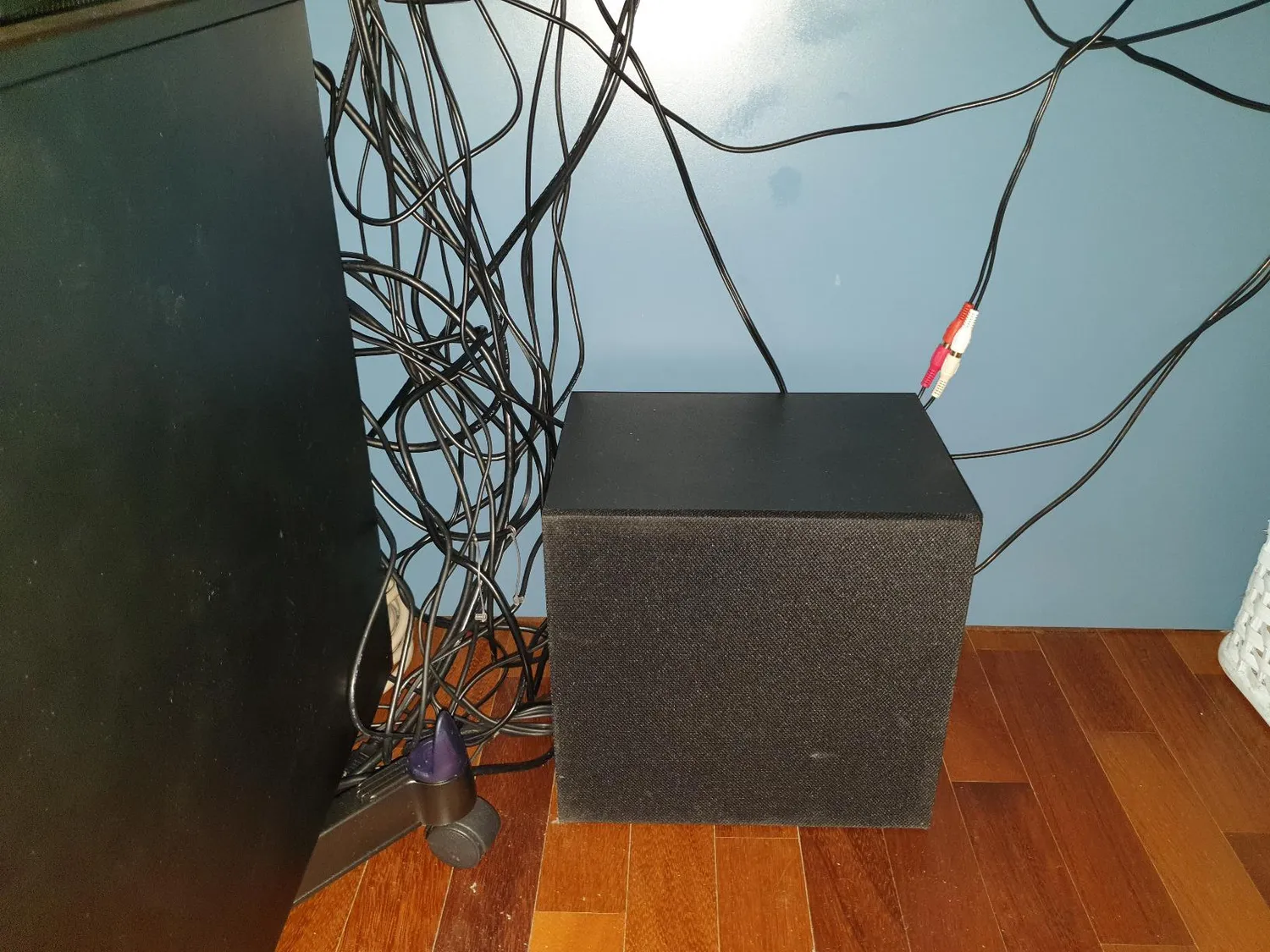 Logitech Z533 Sistema 2.1 Altoparlanti PC con Subwoofer Bassi profondi
