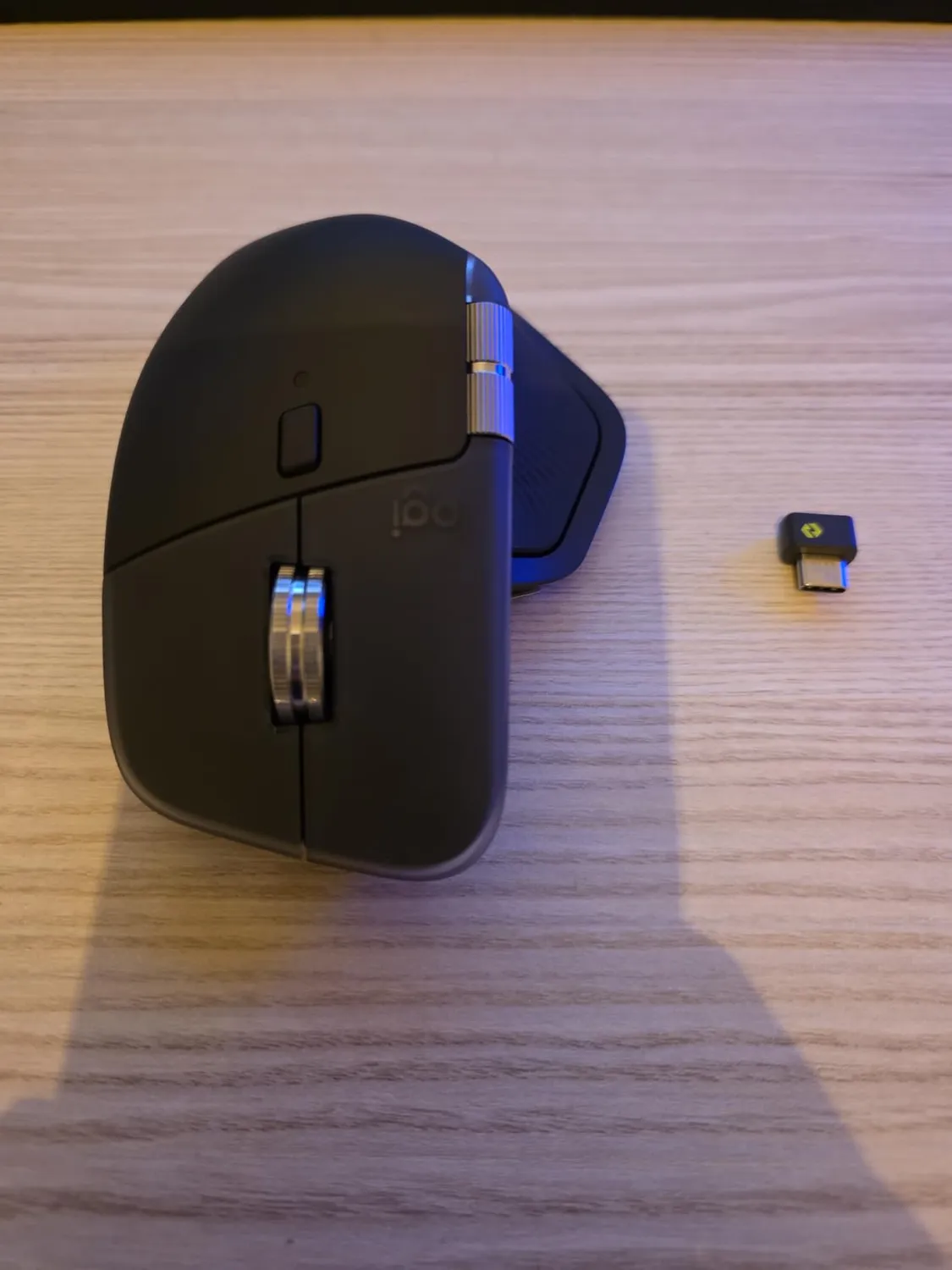 Logitech MX Master 4 mouse wireless ergonomico aptico