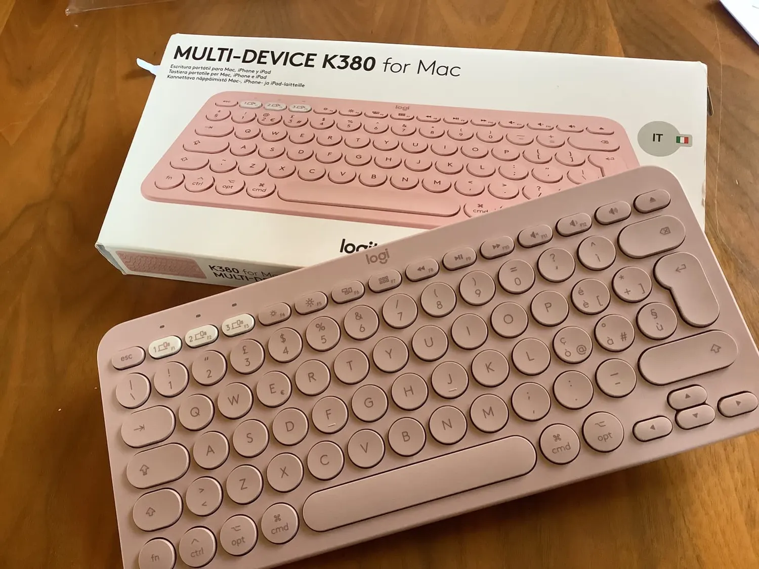 Logitech K380 tastiera Bluetooth Mac ITA QWERTY multidispositivo