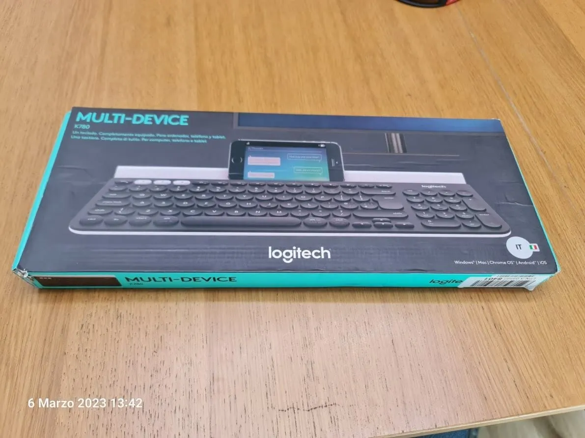 Logitech K780 tastiera wireless grigia bluetooth ITA QWERTY