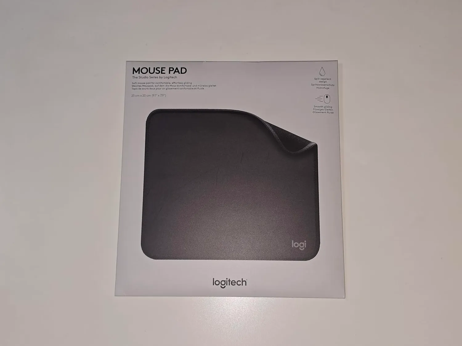 Logitech Studio Series tappetino mouse rosa idrorepellente