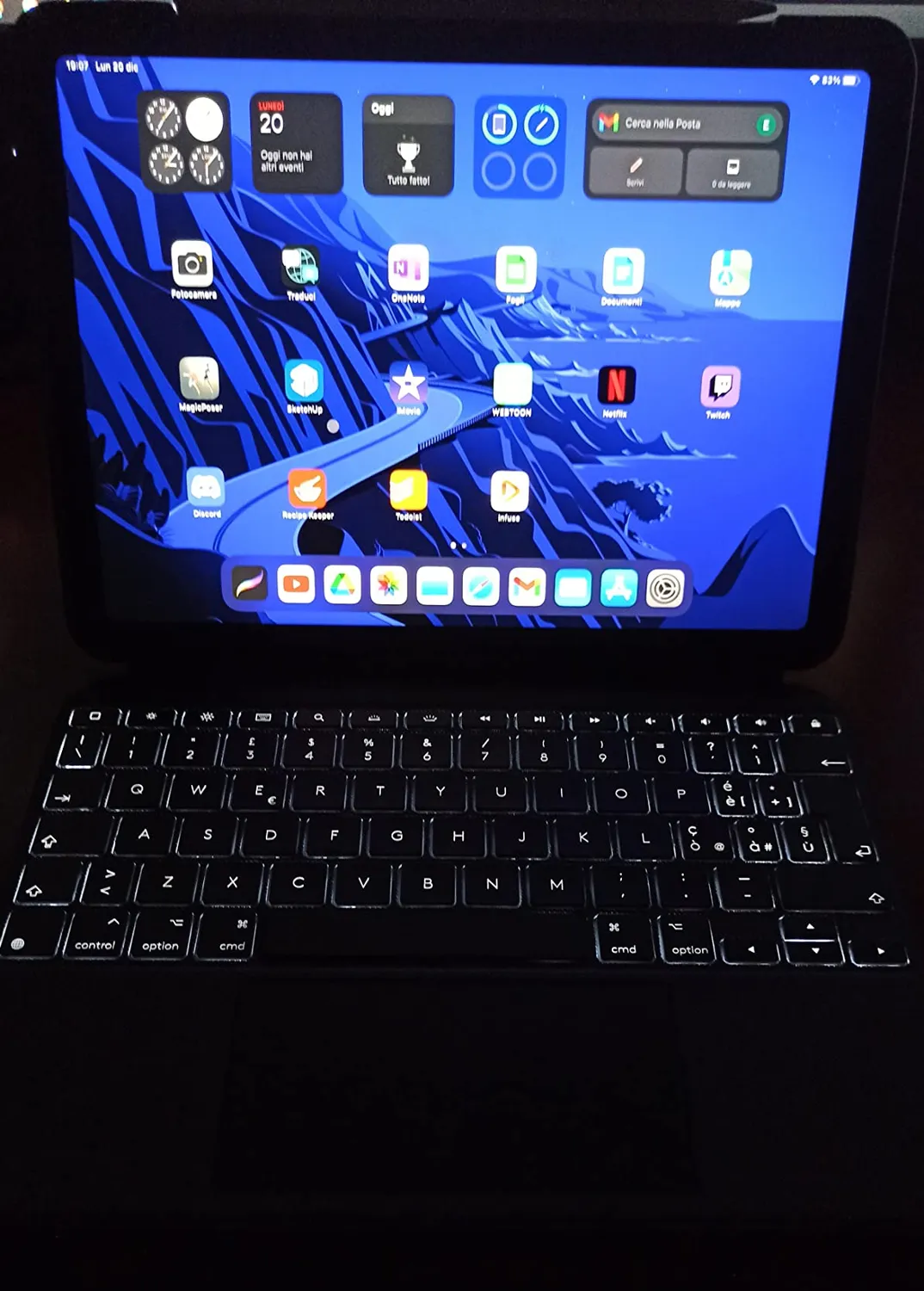 Logitech Combo Touch Custodia Tastiera iPad Air 4-5 Gen ITA retroilluminata