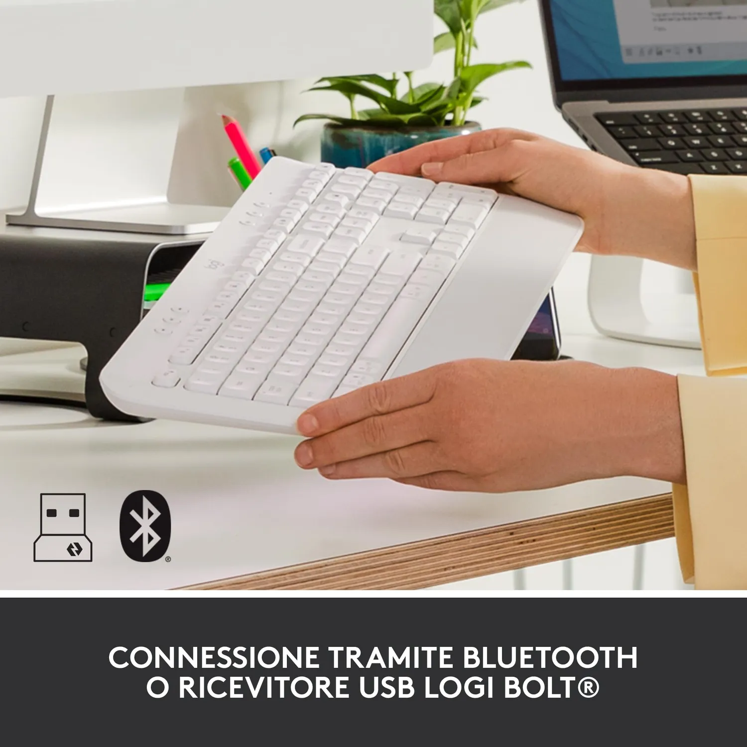 Logitech Signature K650 tastiera wireless ITA QWERTY poggiapolsi