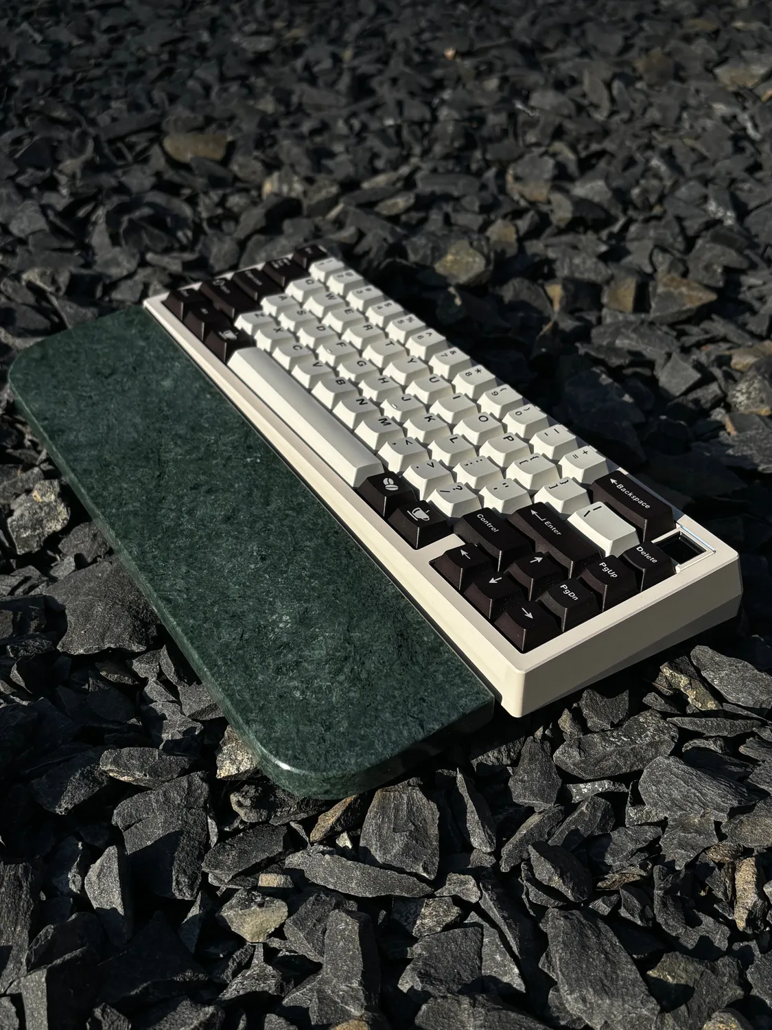 CoffeeKeys Poggiapolsi Marmo Tastiera Mist White elegante