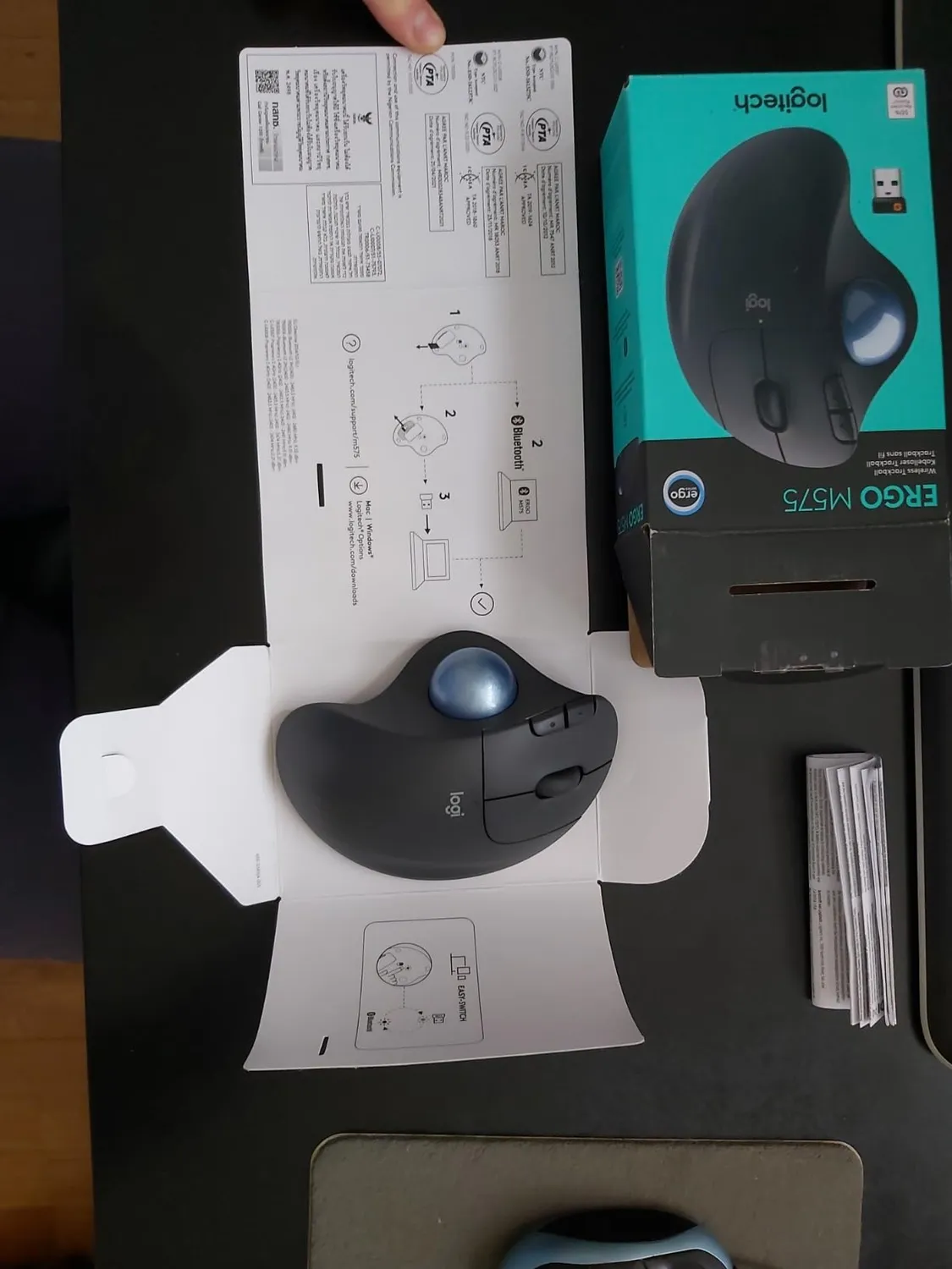 Logitech ERGO M575 Mouse Trackball Wireless Bluetooth Nero