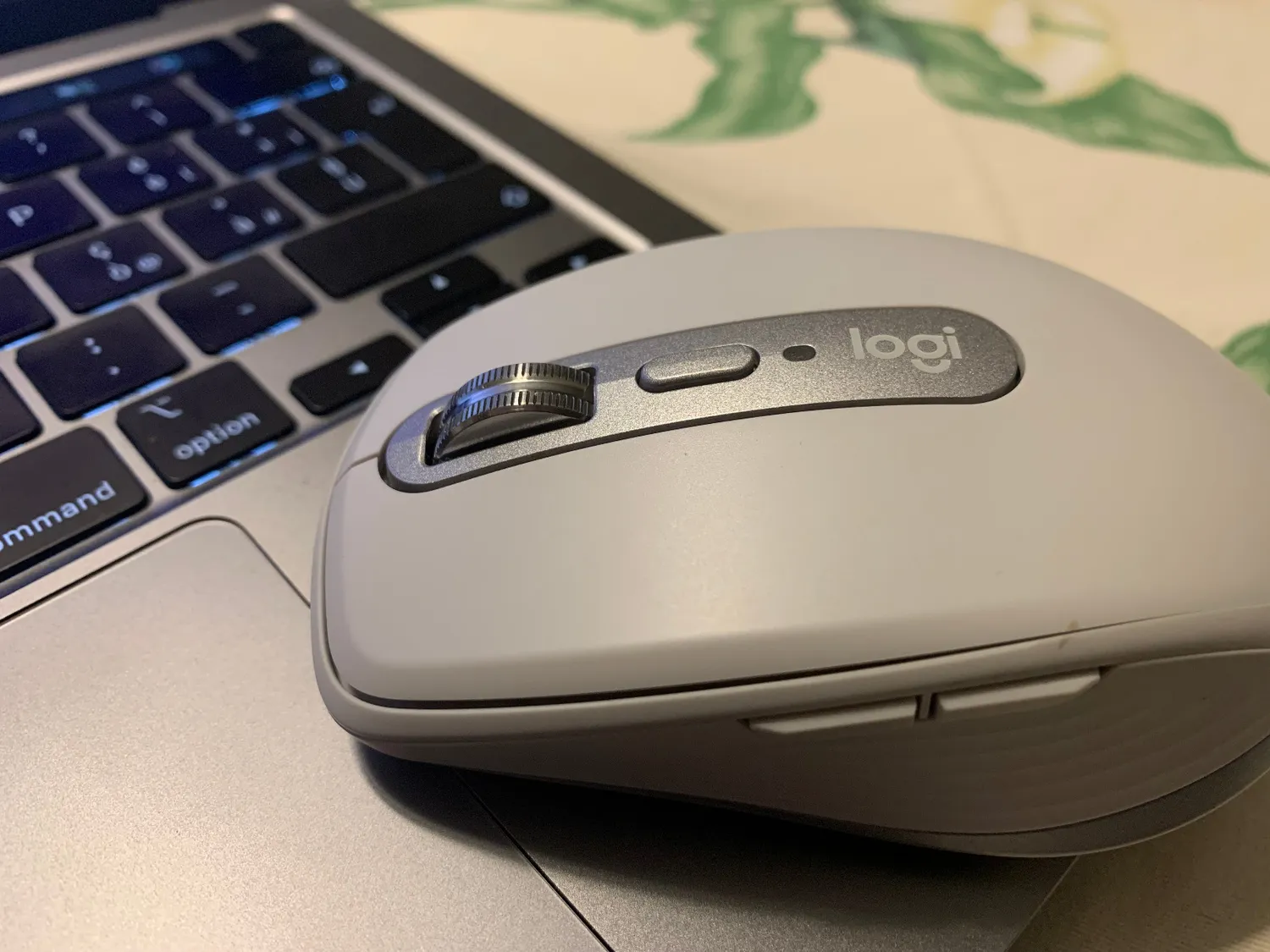 Logitech MX Anywhere 3 for Mac mouse wireless USB-C