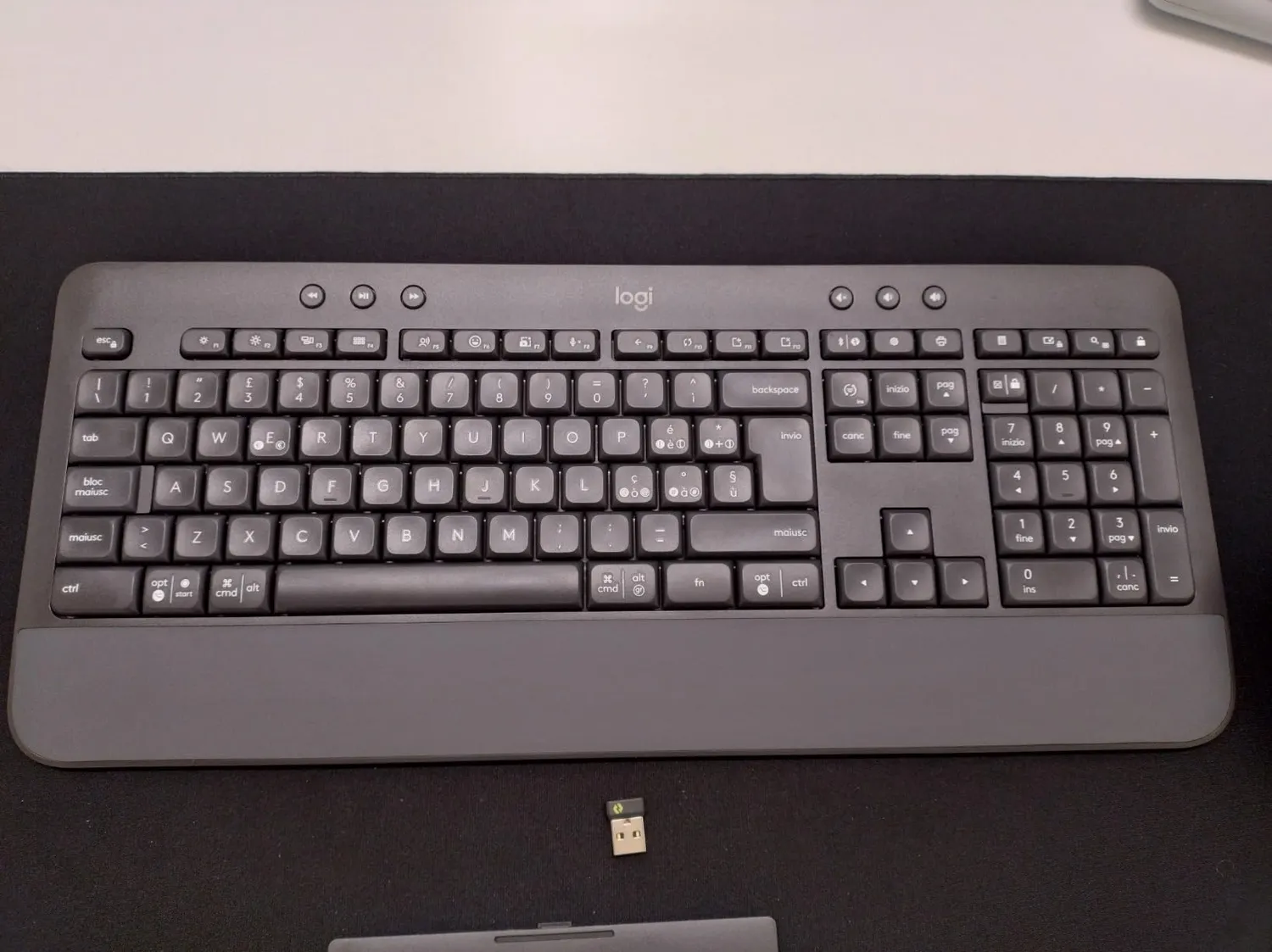 Logitech Signature K650 tastiera wireless ITA QWERTY comfort