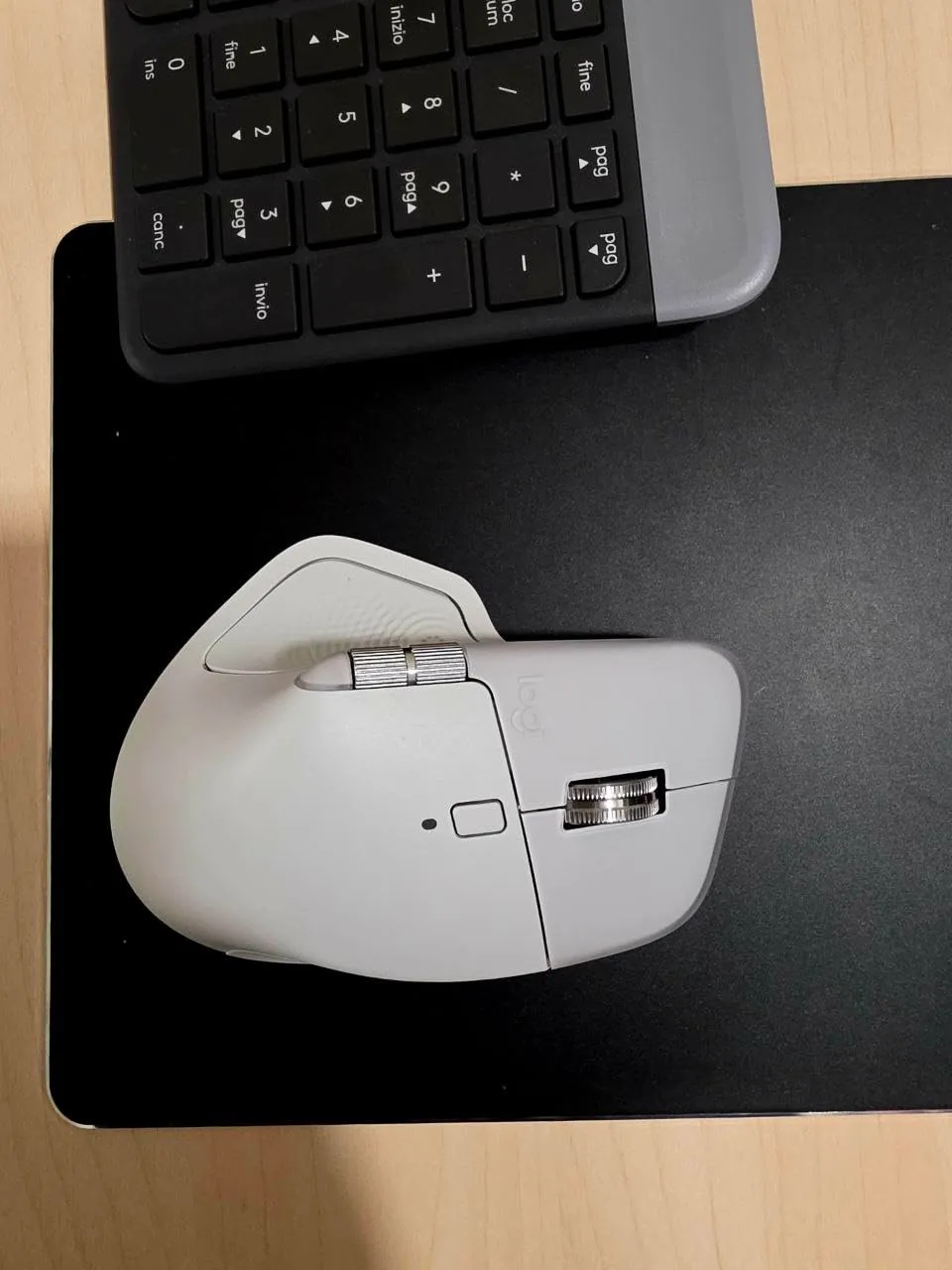Logitech MX Master 4 mouse wireless ergonomico aptico