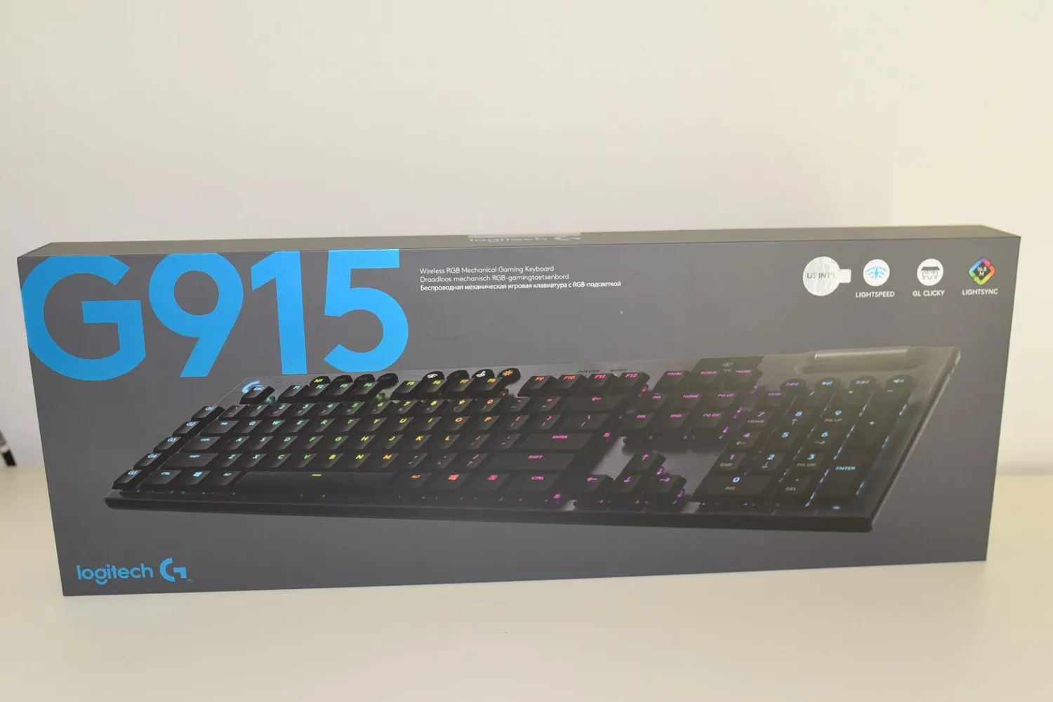 Logitech G915 tastiera gaming wireless US Clicky Lightspeed