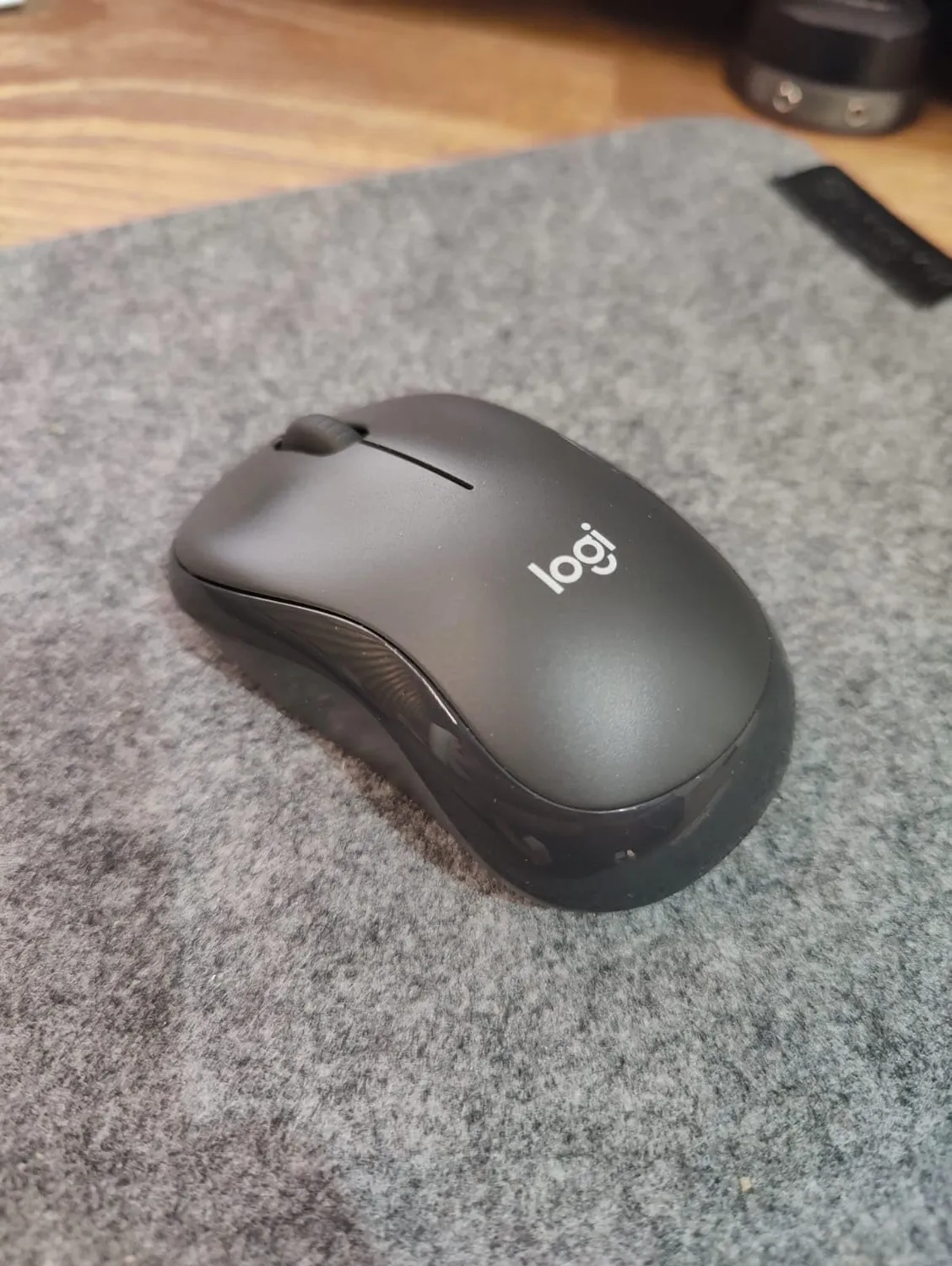 Logitech M220 Silent Mouse Wireless Rosa 18 Mesi