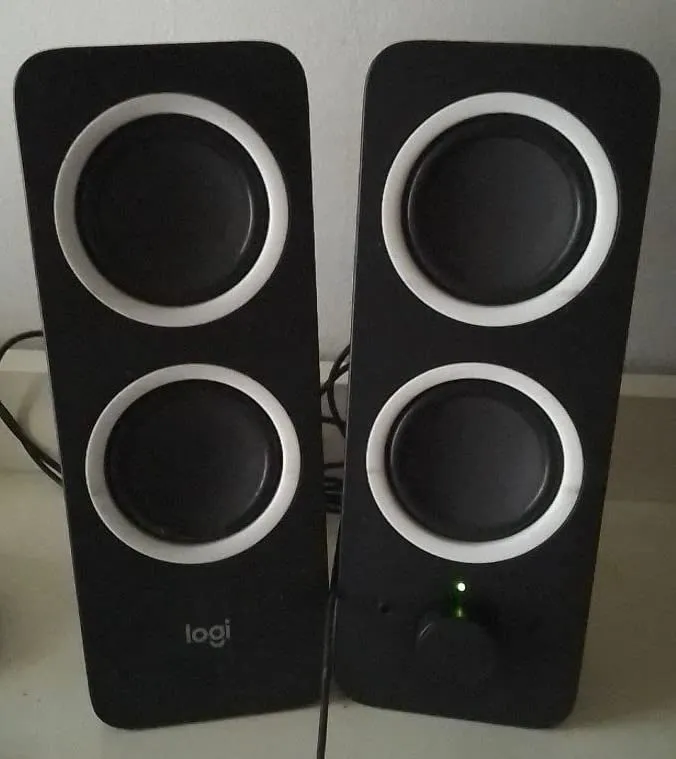 Logitech Z200 altoparlanti PC stereo nero 10W doppio ingresso