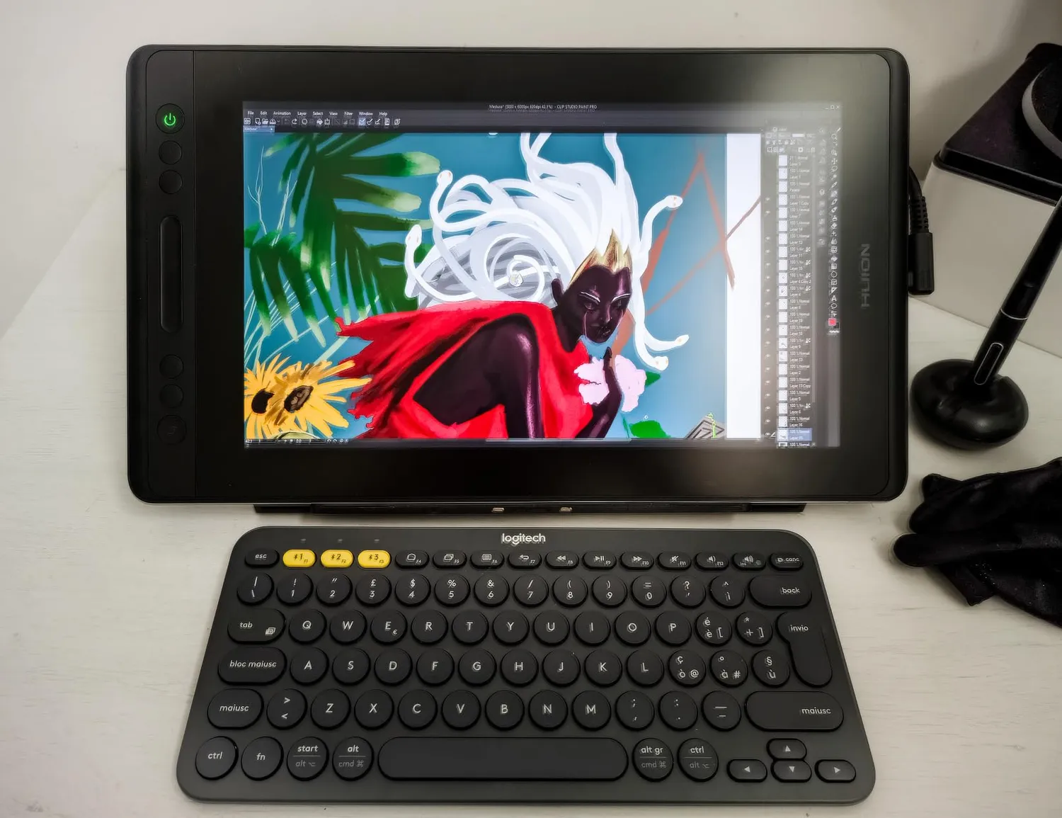 Logitech K380 tastiera Bluetooth nera ITA QWERTY
