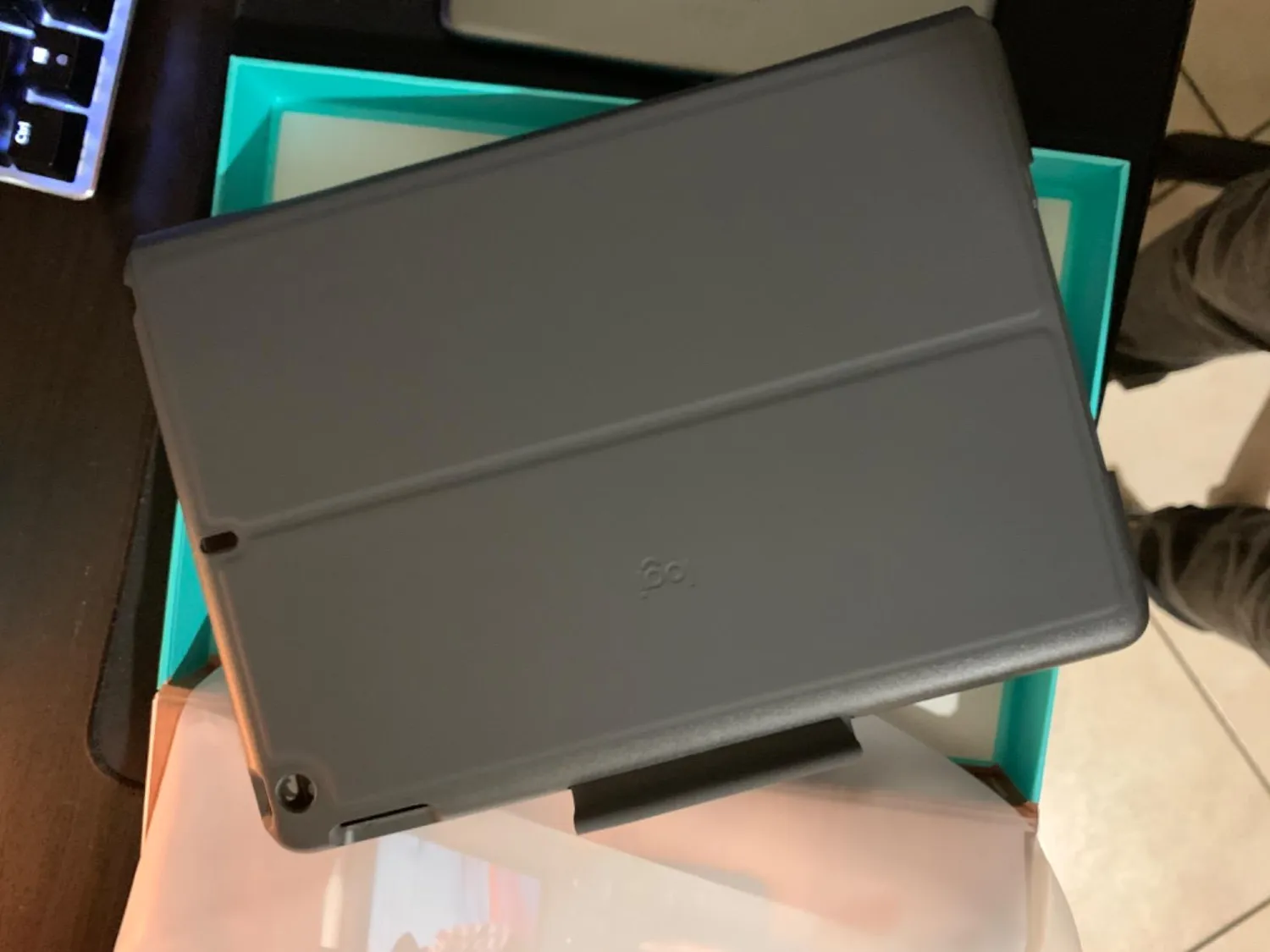 Logitech Slim Folio custodia tastiera iPad ITA QWERTY