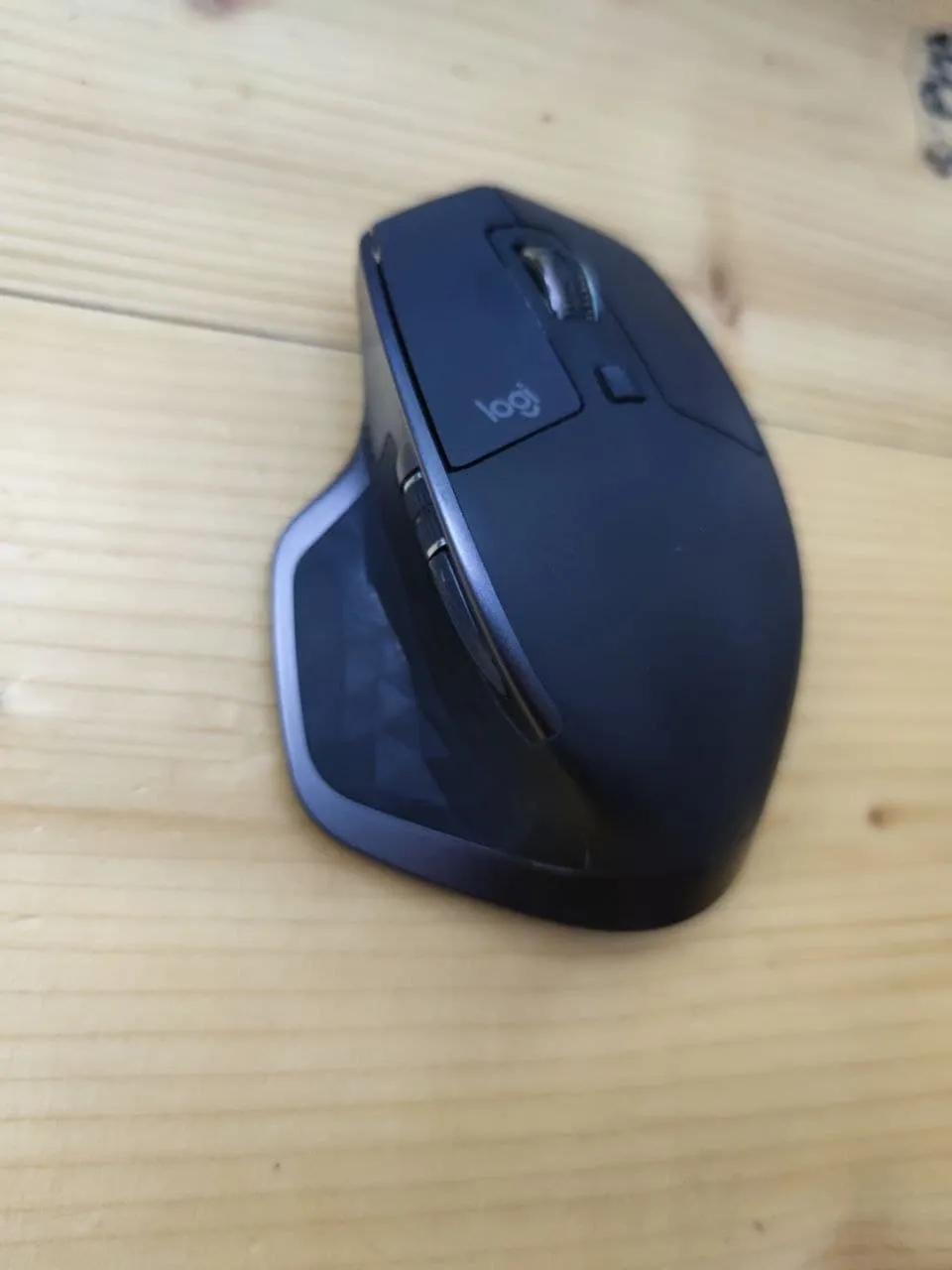 Logitech MX Master Mouse Wireless Grigio Chiaro Laser