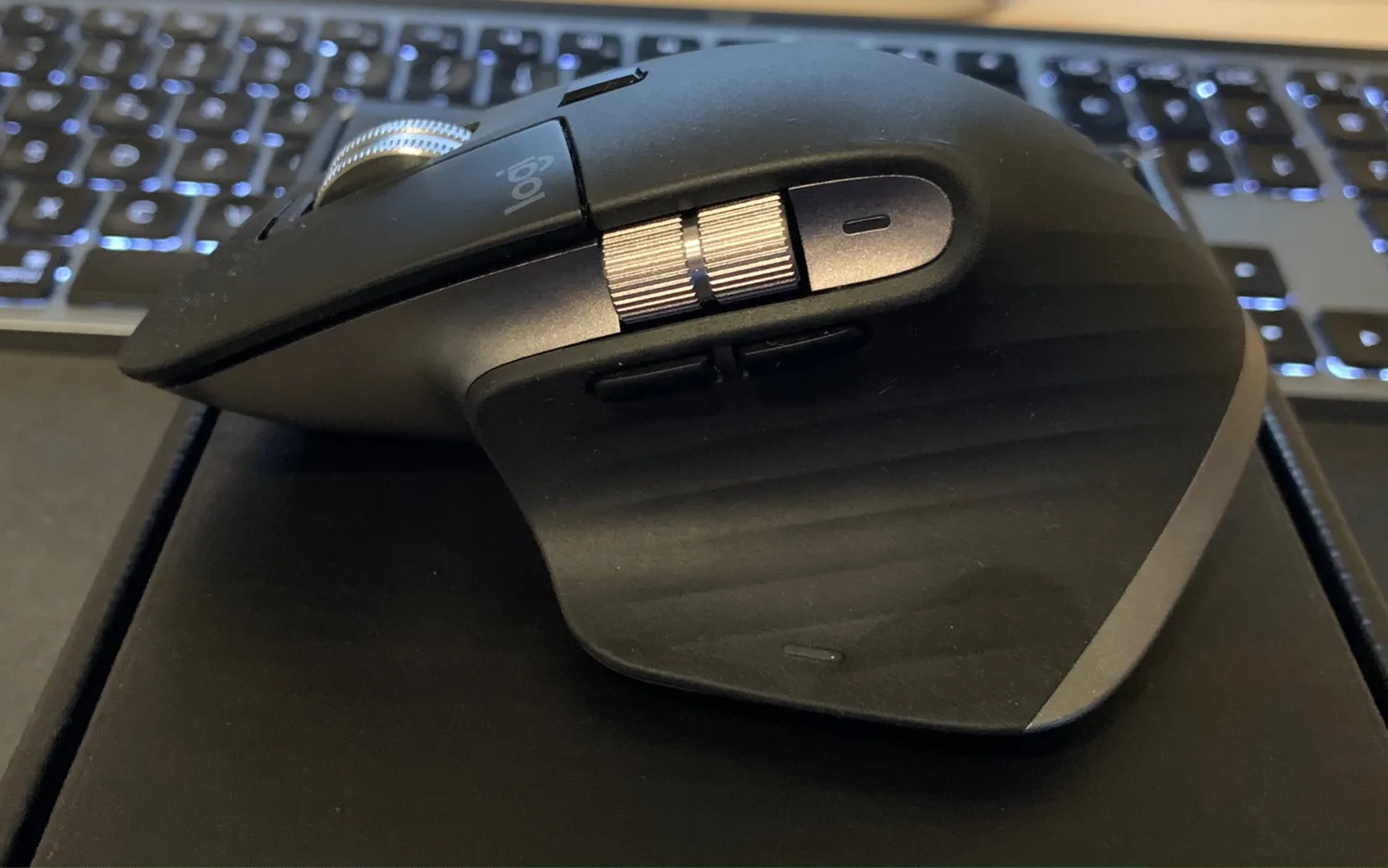 Logitech MX Master 3 for Mac Mouse Wireless Scorrimento MagSpeed