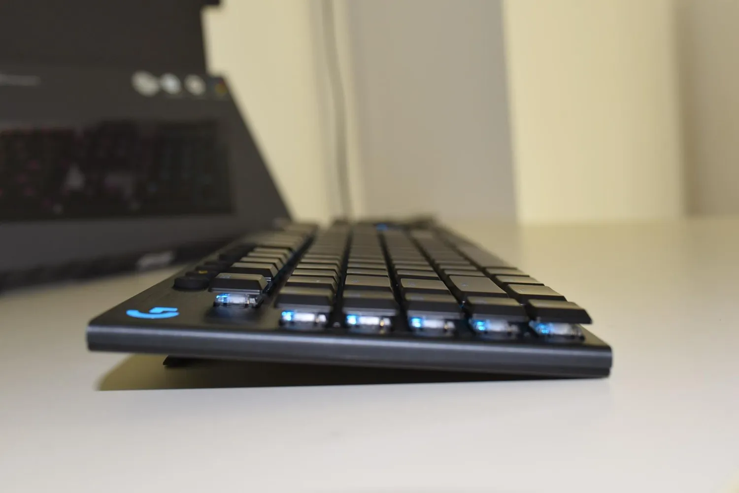 Logitech G915 tastiera gaming wireless US Clicky Lightspeed