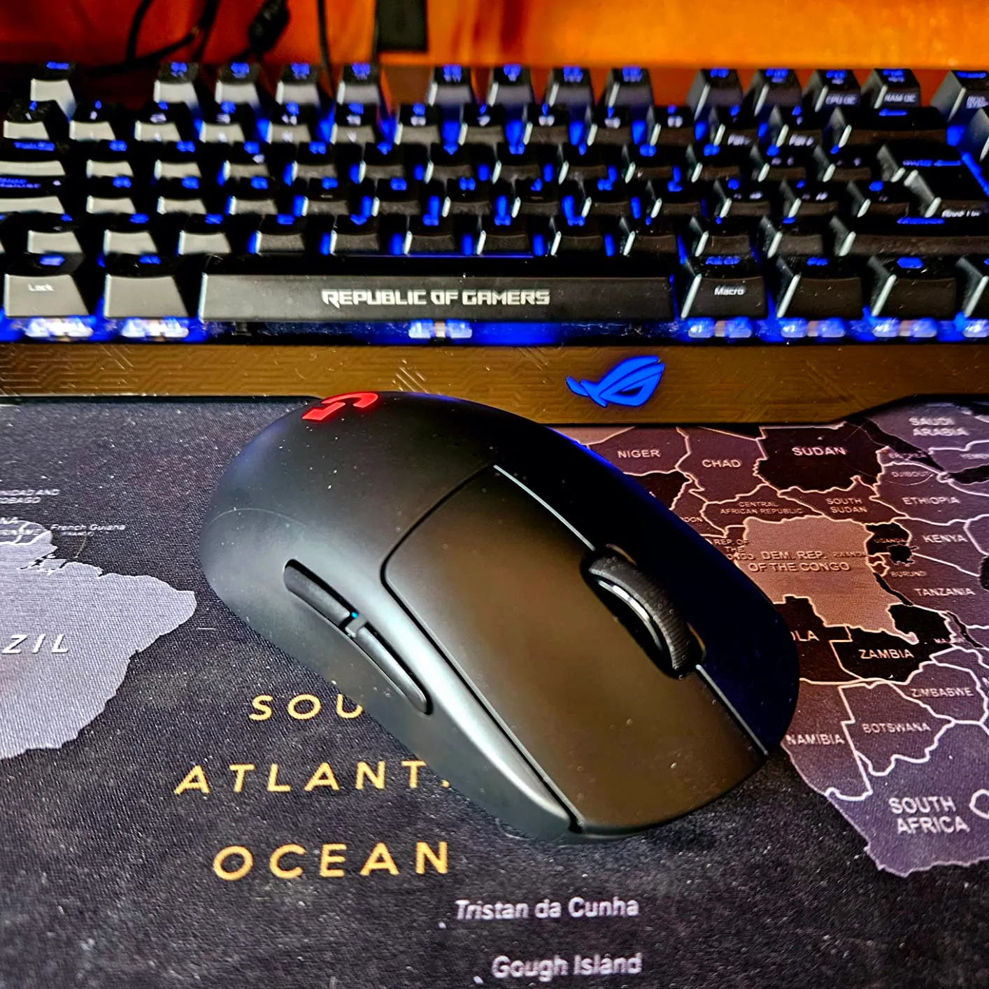 Logitech G PRO mouse gaming wireless HERO 80g