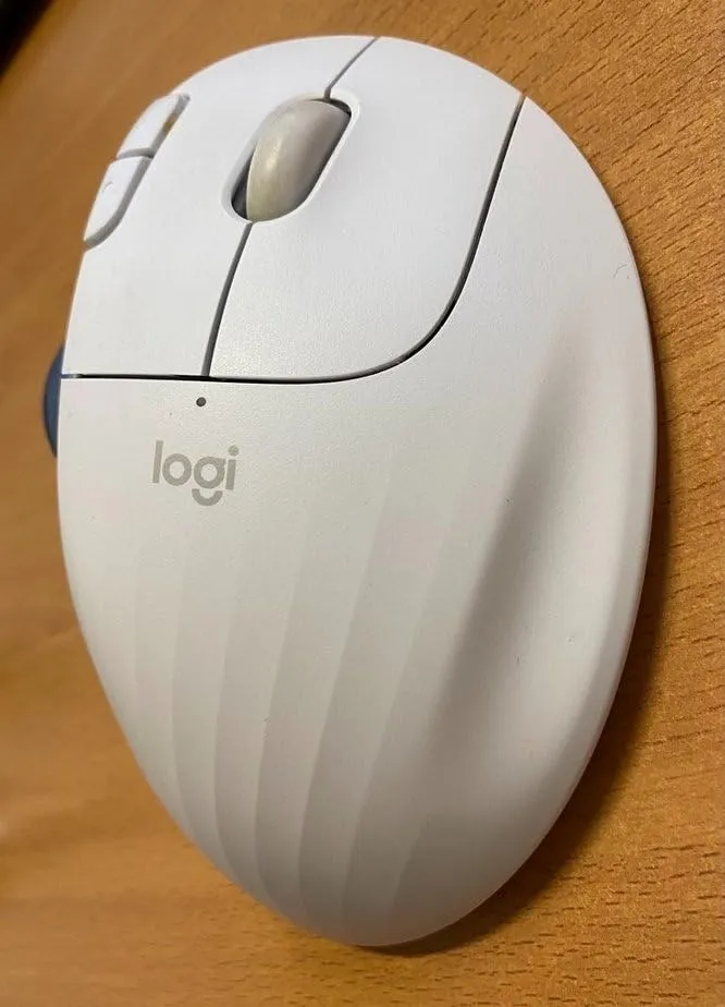Logitech Ergo M575 mouse trackball wireless ergonomico