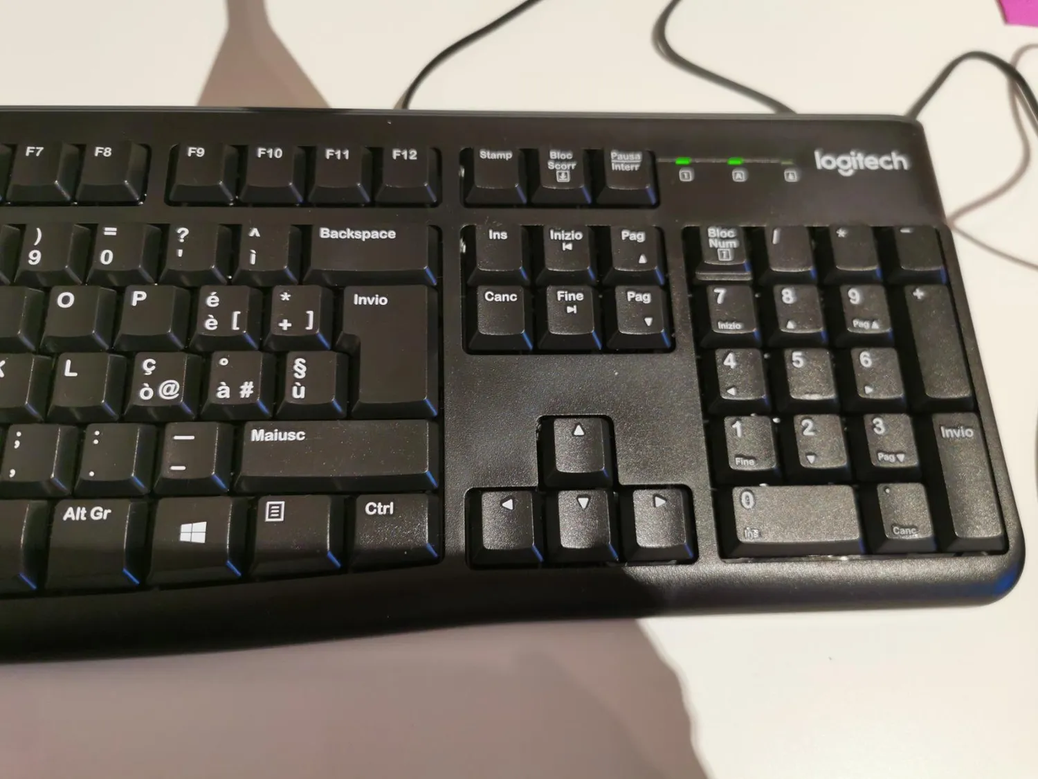 Logitech MK120 Kit Tastiera Mouse con Filo ITA USB