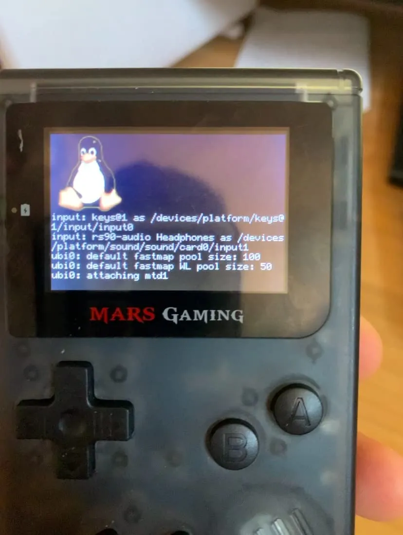 Mars Gaming MRBW console portatile retro bianca 151 giochi 2"
