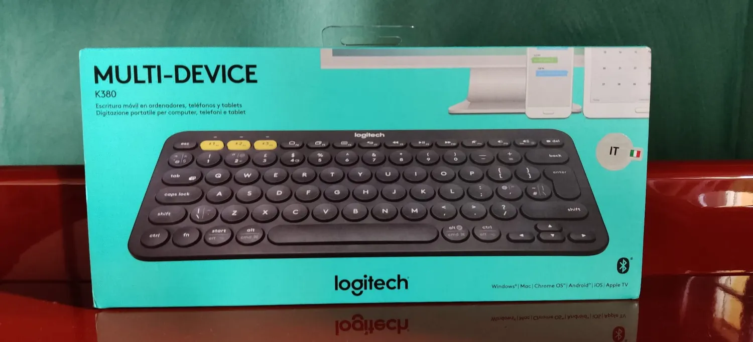 Logitech K380 tastiera Bluetooth nera ITA QWERTY