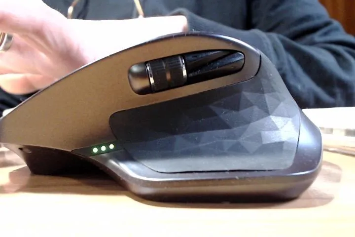 Logitech MX Master mouse wireless nero Bluetooth