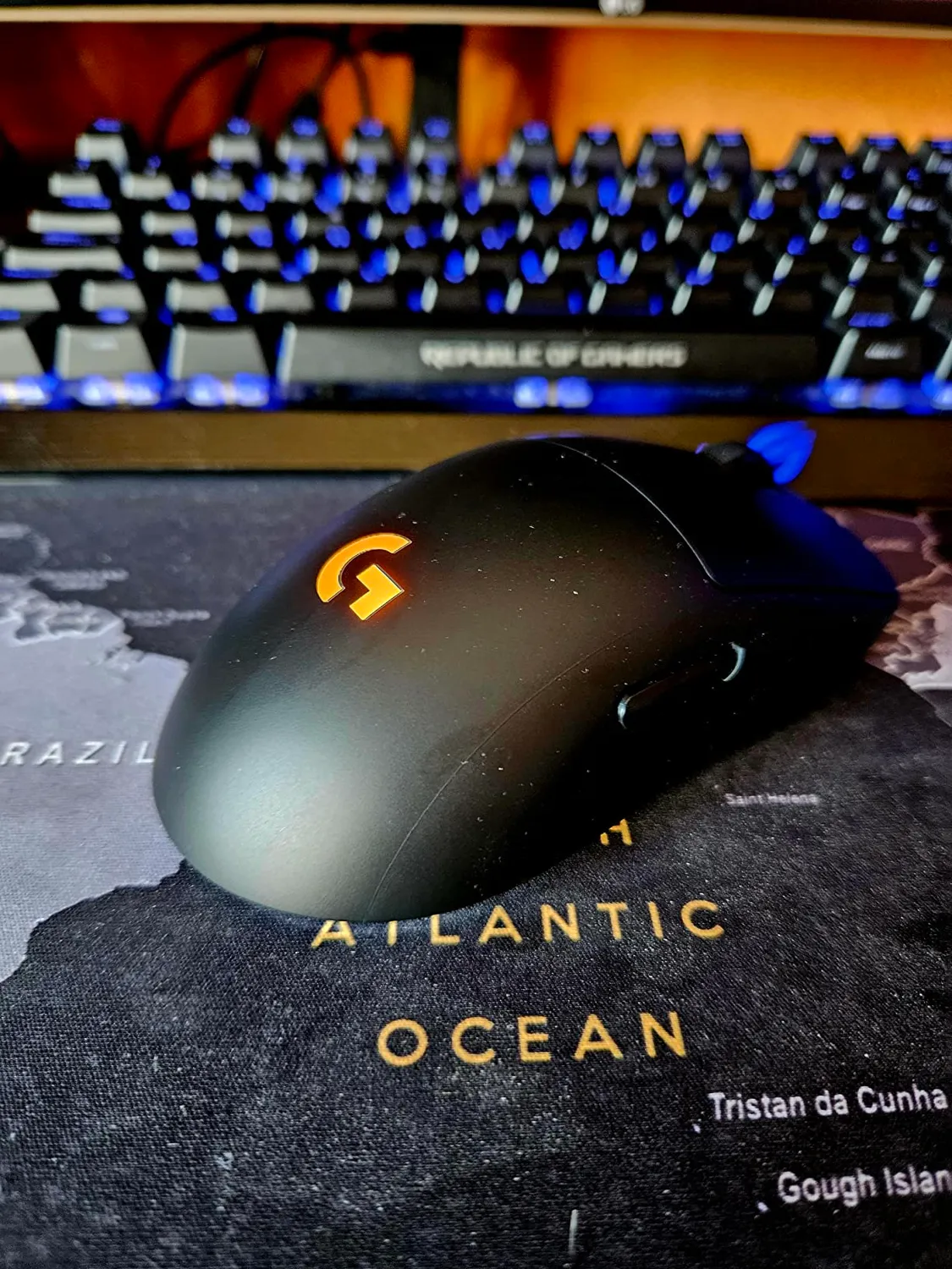 Logitech G PRO mouse gaming wireless HERO 80g