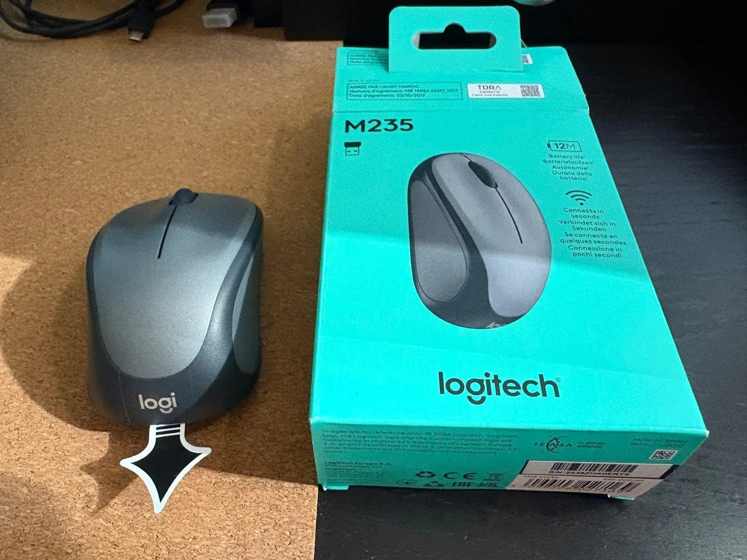 Logitech M235 mouse wireless Nero Rosso compatto